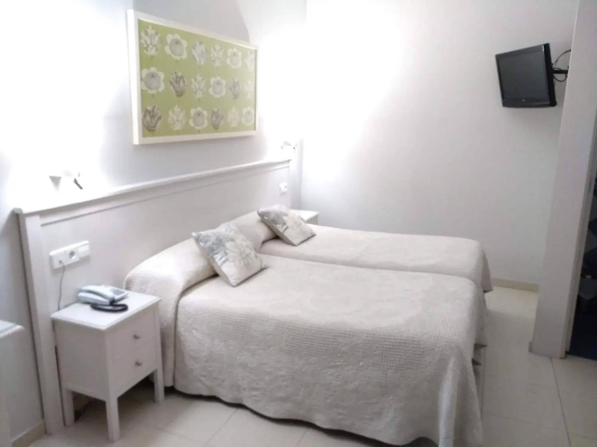 Bed in Hotel Goya Bed in Hotel Goya