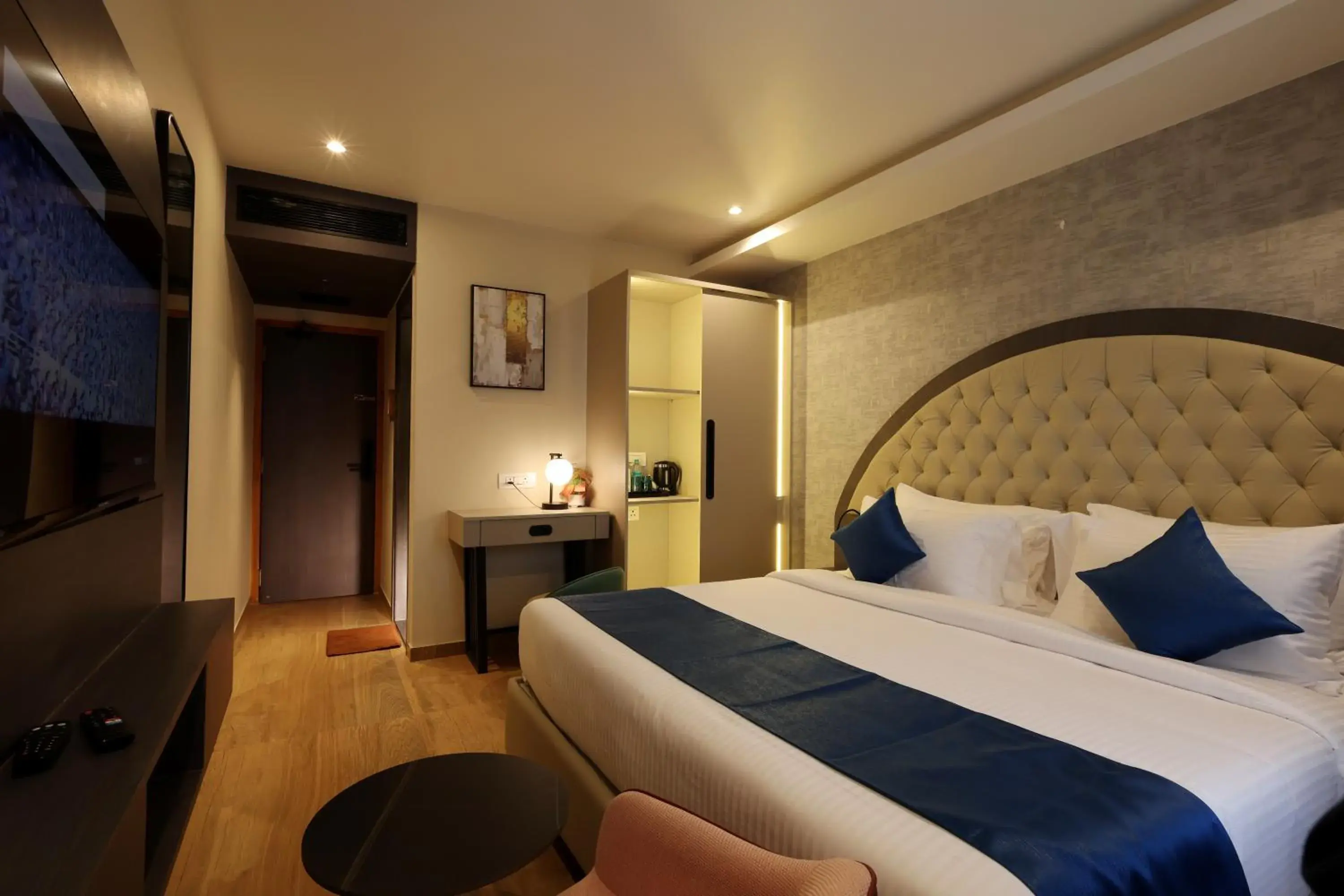 Standard Double Room - single occupancy in Grand Plaza Inn by RAK Rooms, Kannur Standard Double Room - single occupancy in Grand Plaza Inn by RAK Rooms, Kannur