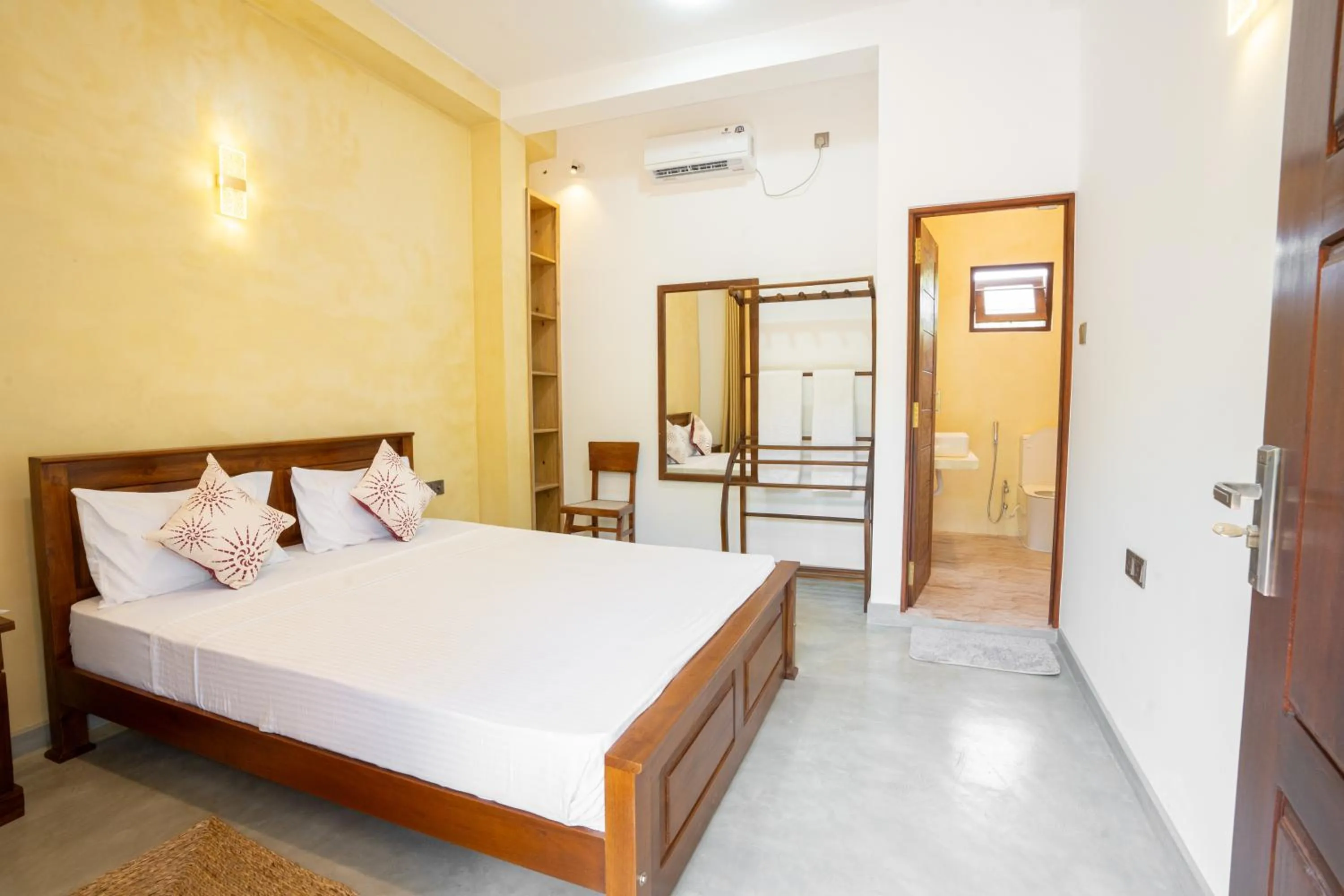 Bed in Medawatta Villa