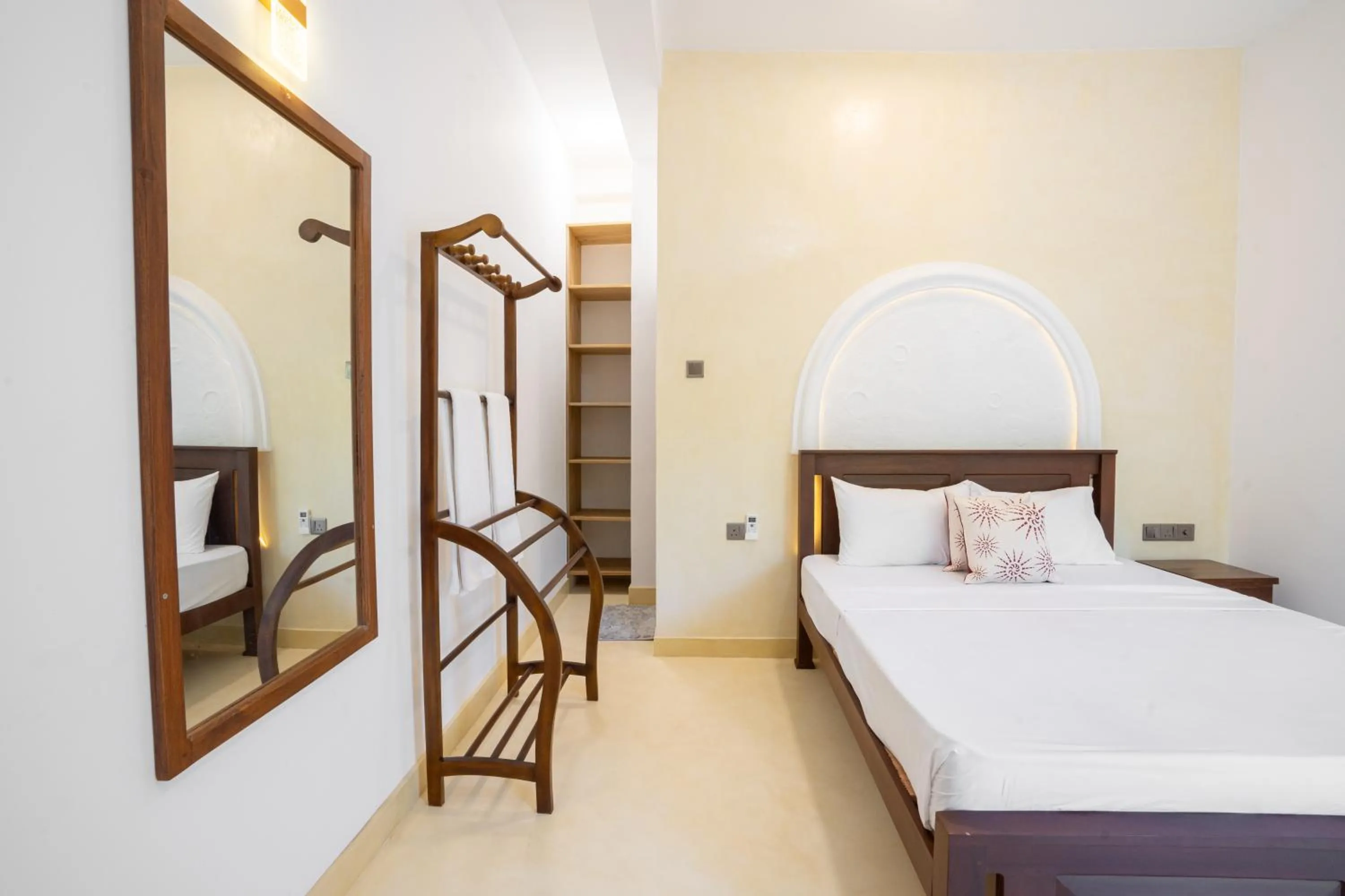 Bed in Medawatta Villa