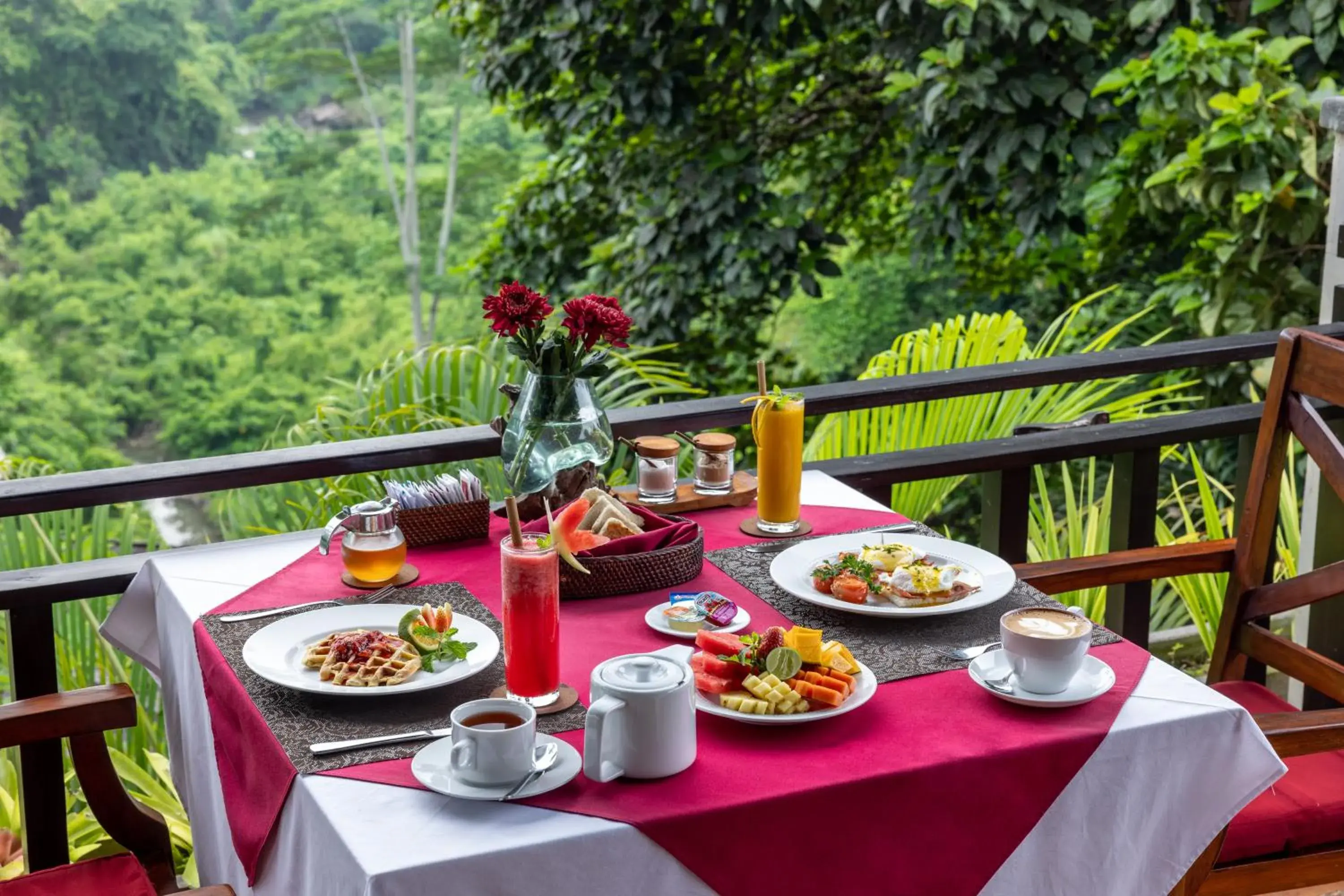 Restaurant/places to eat in Griya Shanti Villas & Spa Restaurant/places to eat in Griya Shanti Villas & Spa