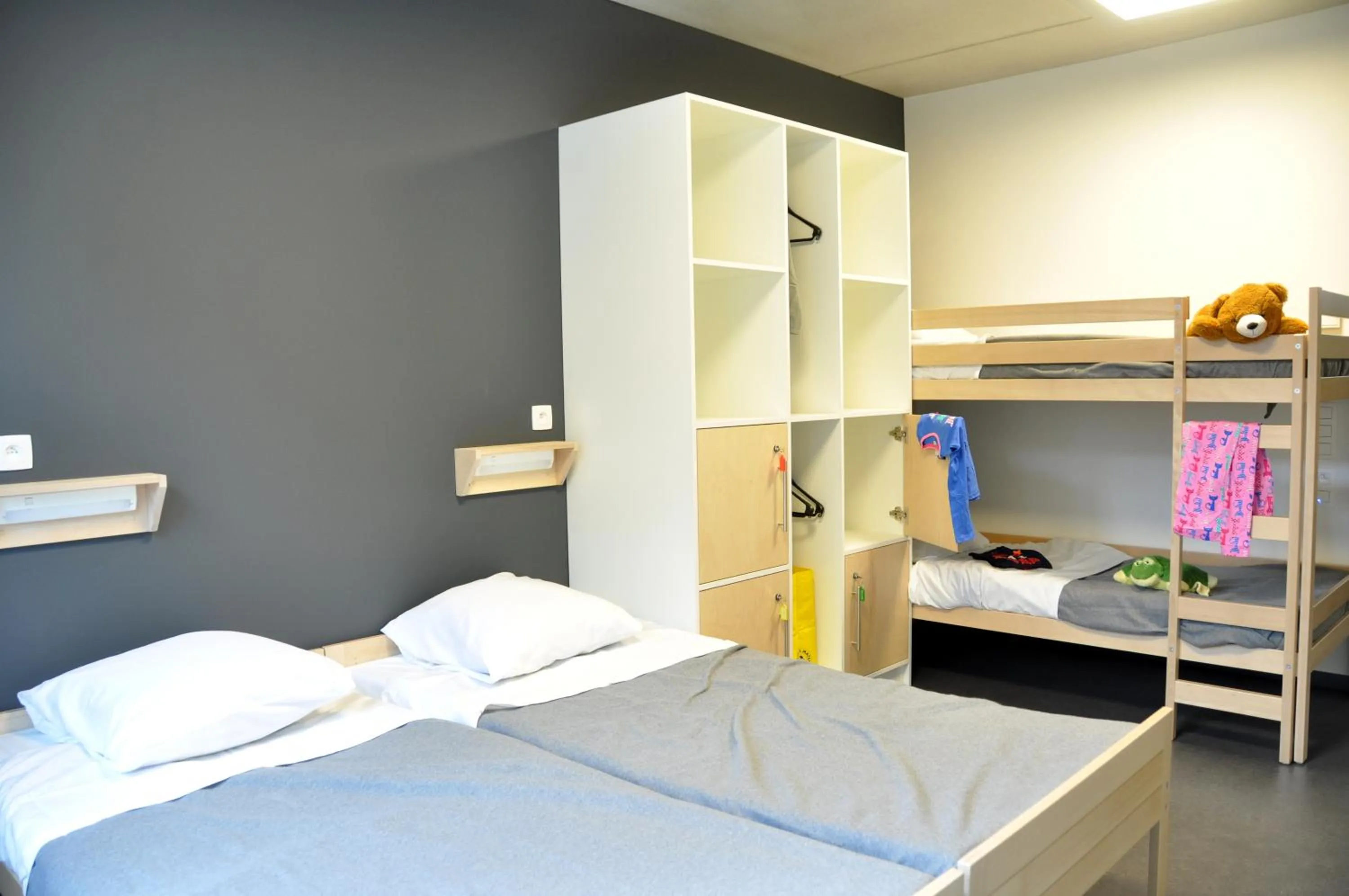 Quadruple Room with Private Bathroom in Hostel H