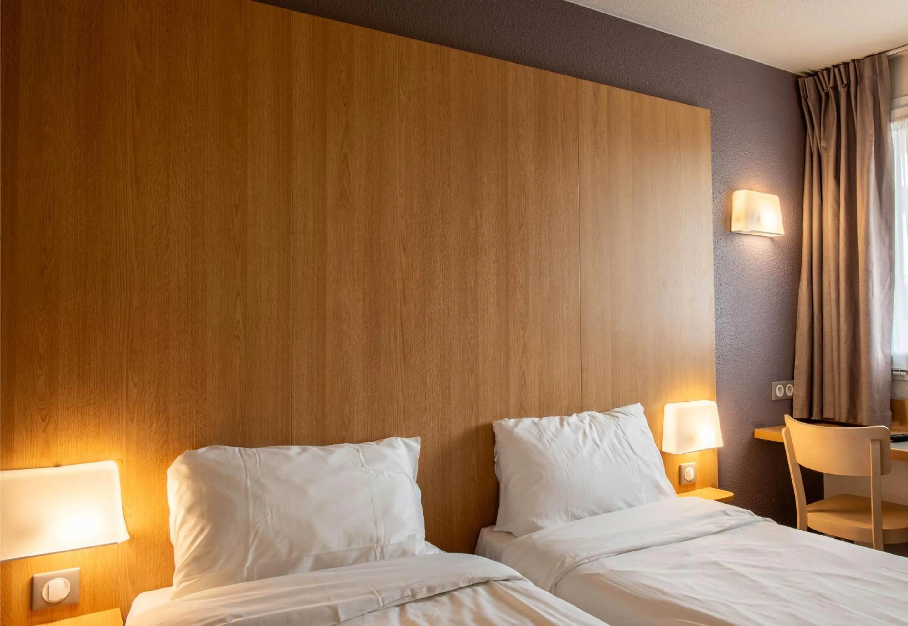 Bedroom, Bed in B&B HOTEL Amiens