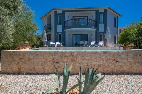 Lacitrus Hotel & Villa