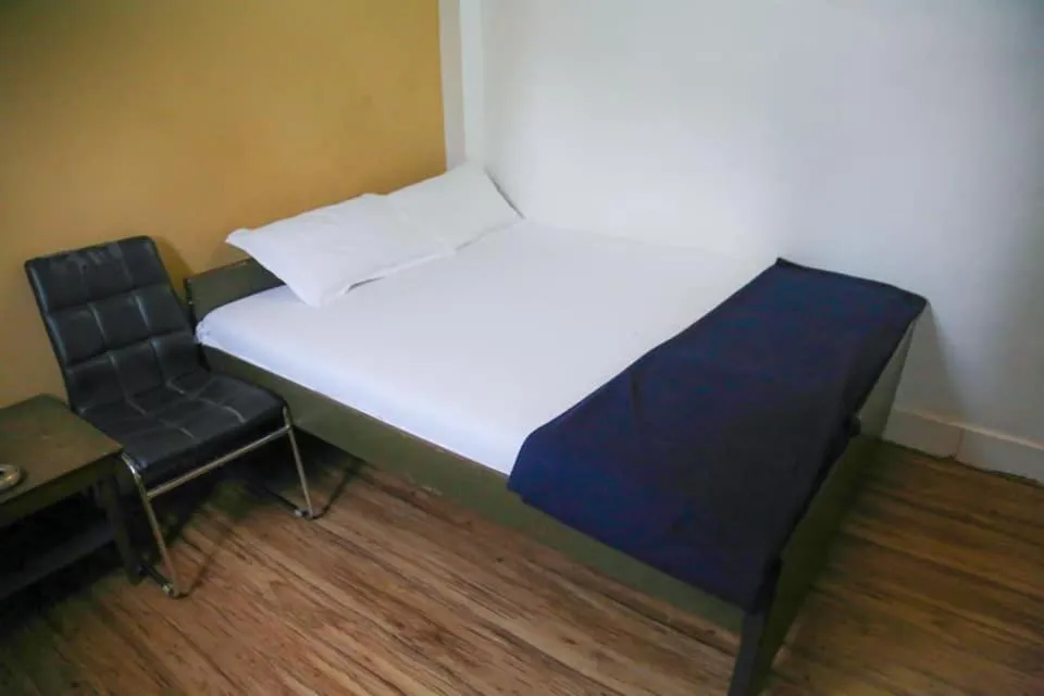 Hotel Happy Home