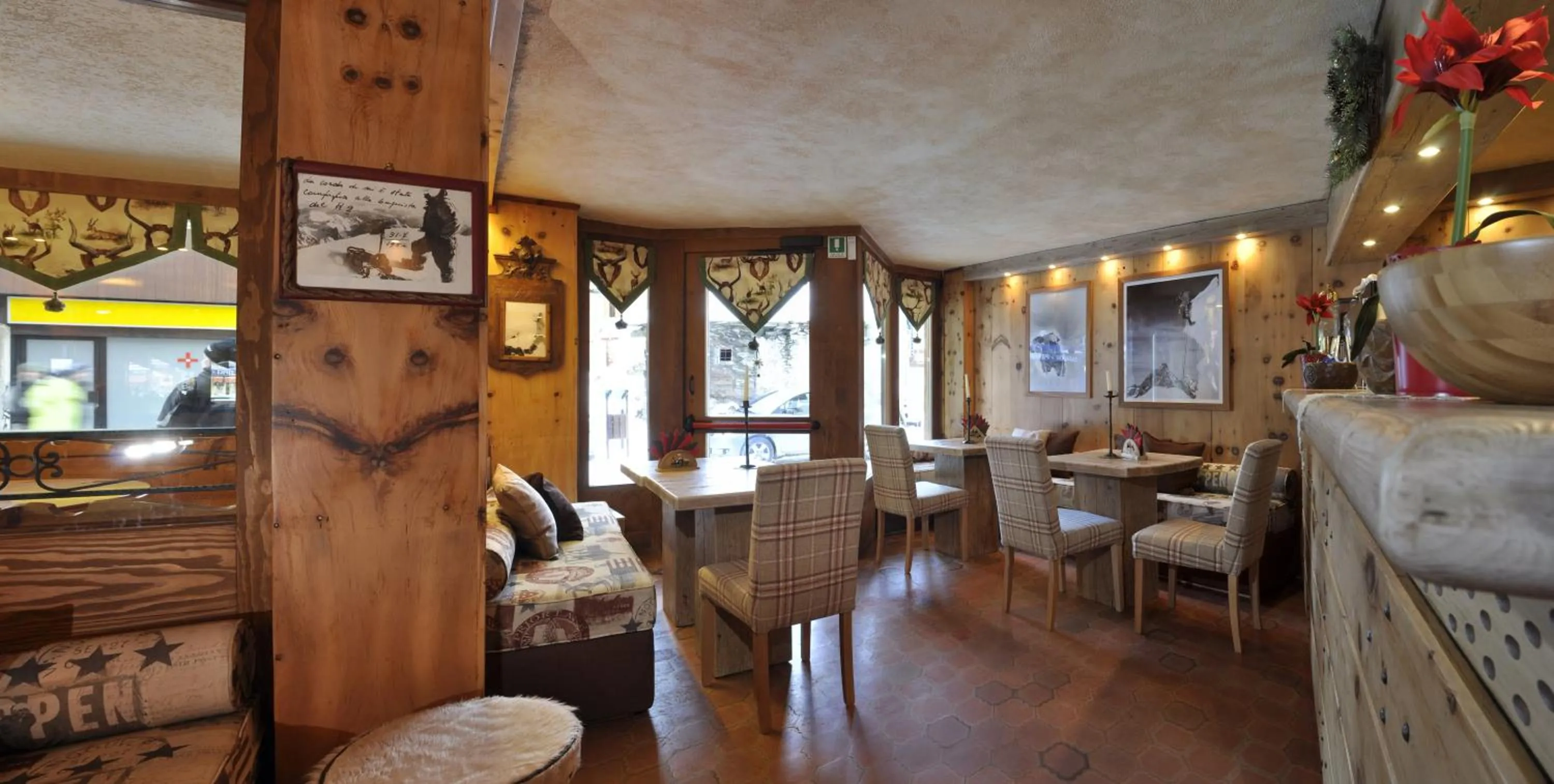 Lounge or bar in Hotel Da Compagnoni