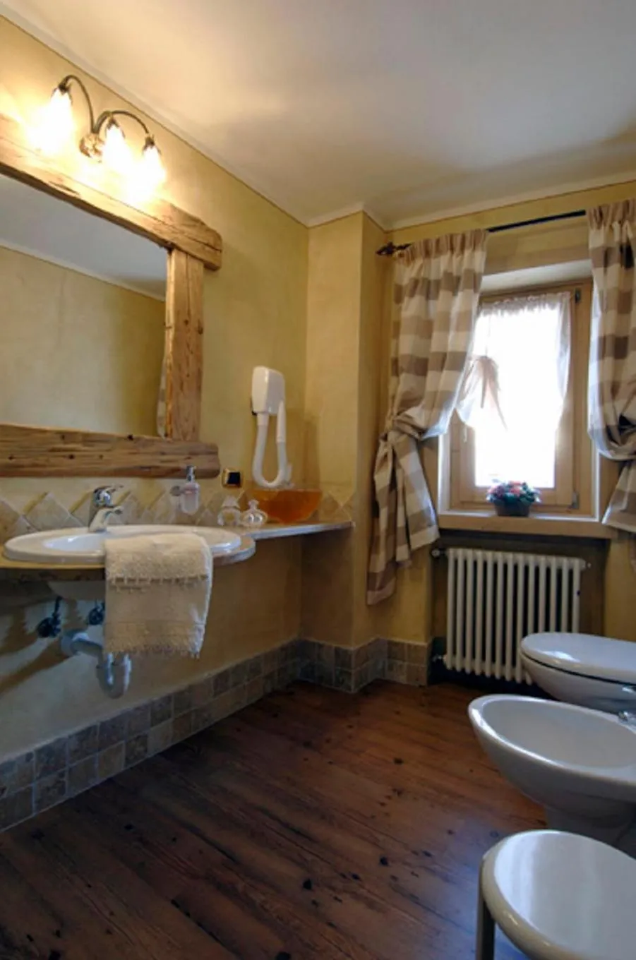 Bathroom in Hotel Da Compagnoni