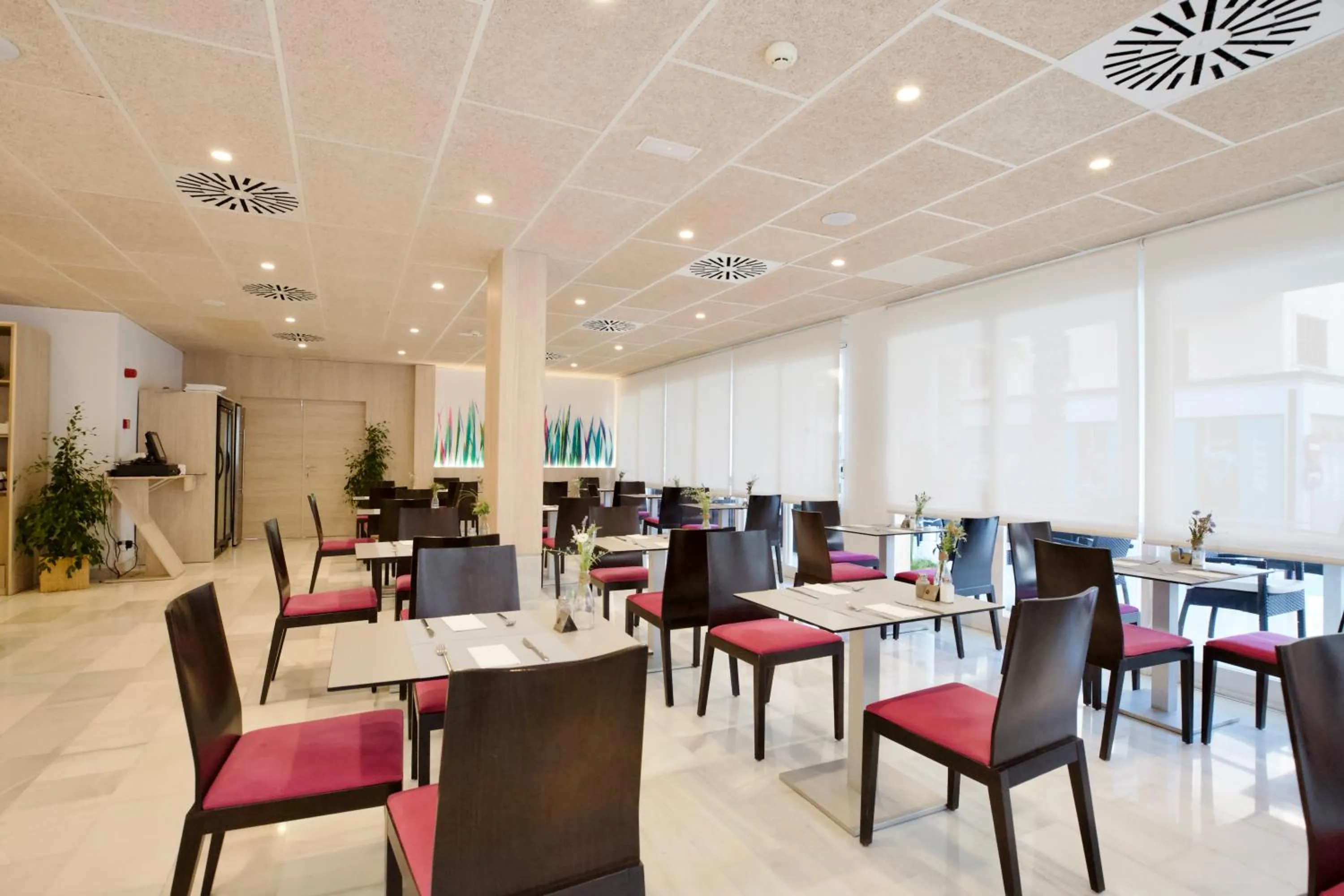 Restaurant/places to eat in JS Sol de Can Picafort - Adults Only