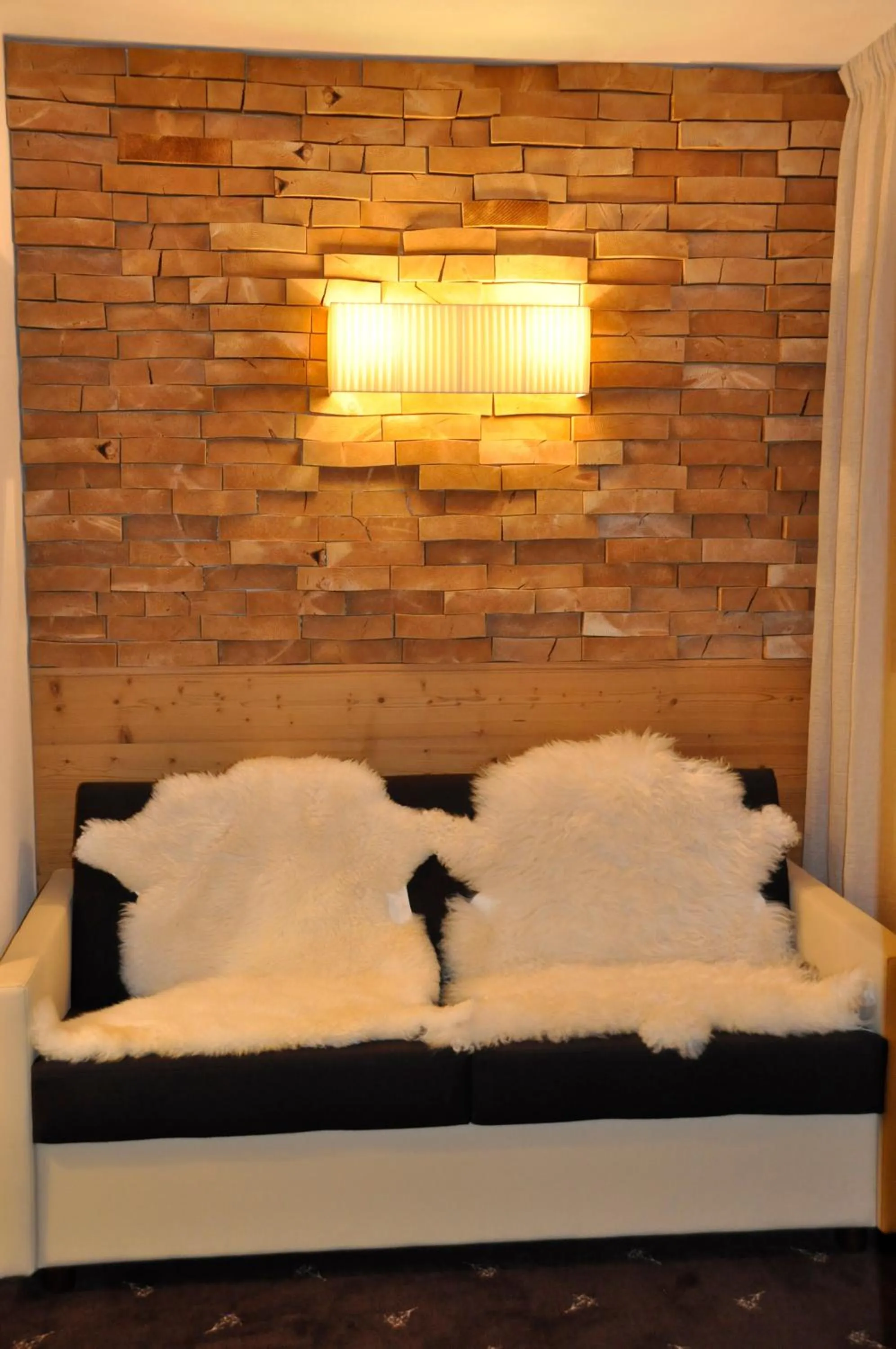 Decorative detail, Bed in Terra - The Magic Place Relais & Châteaux