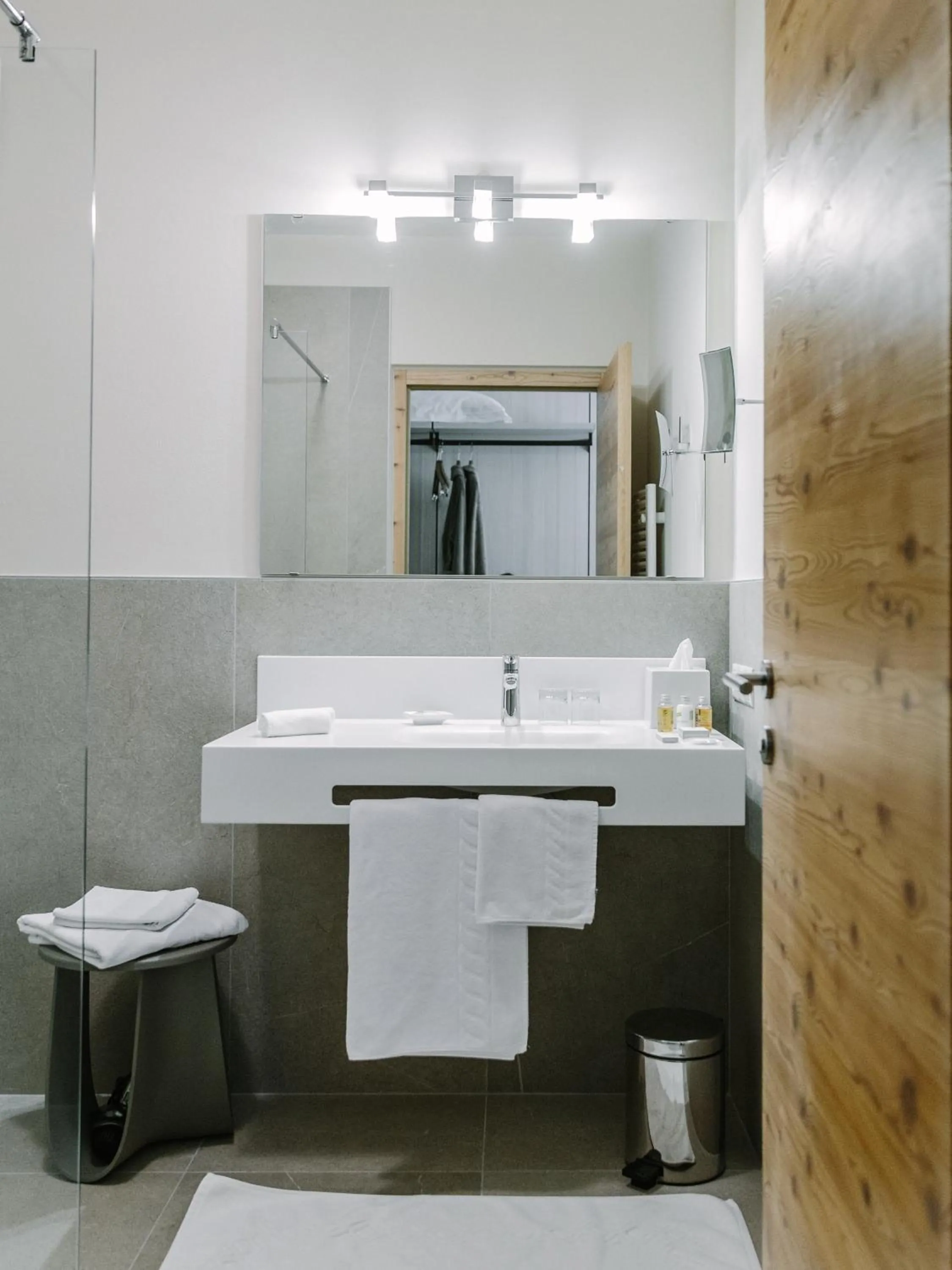 Bathroom in Terra - The Magic Place Relais & Châteaux