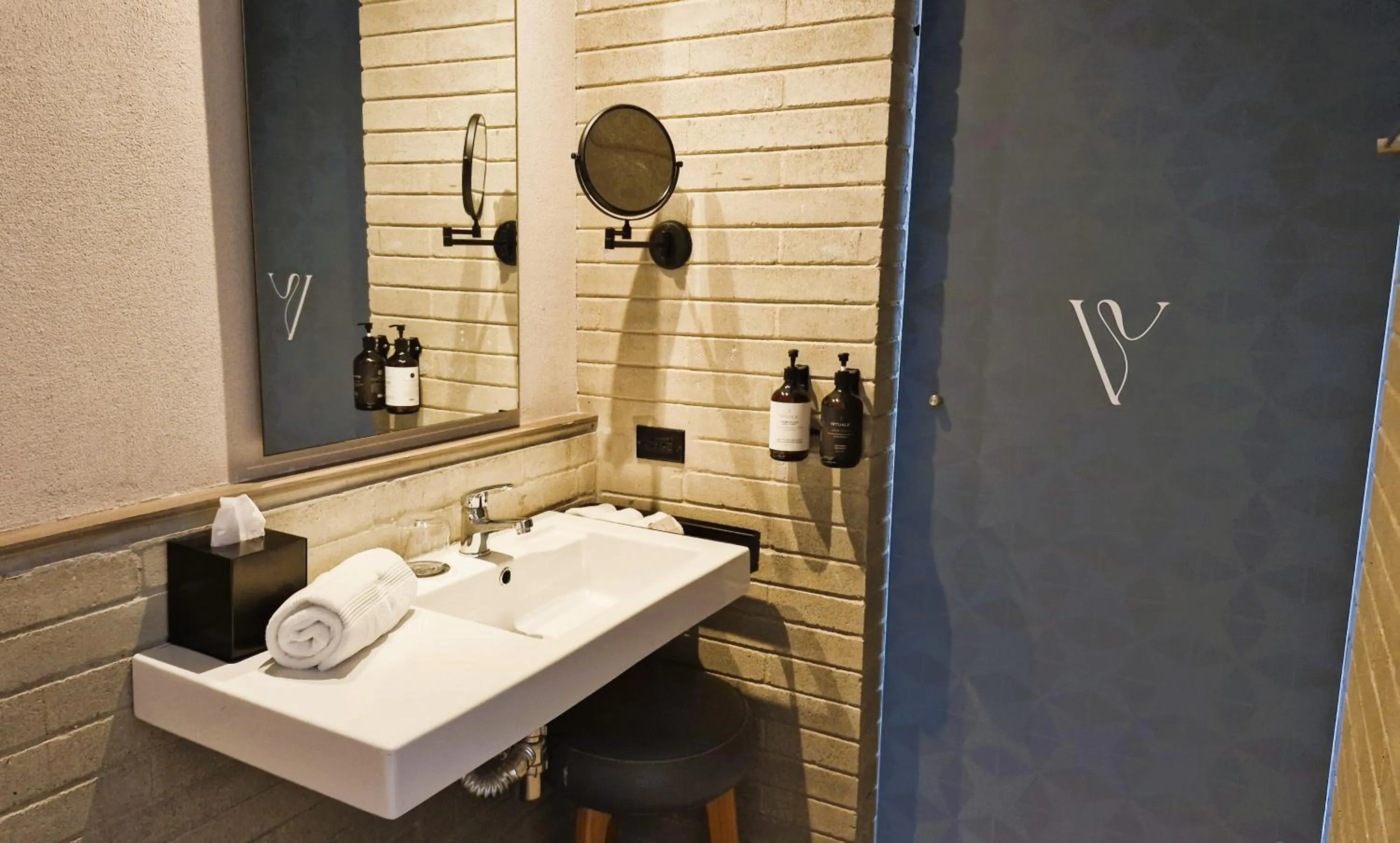 Bathroom in V Grand Hotel, a member of Radisson Individuals