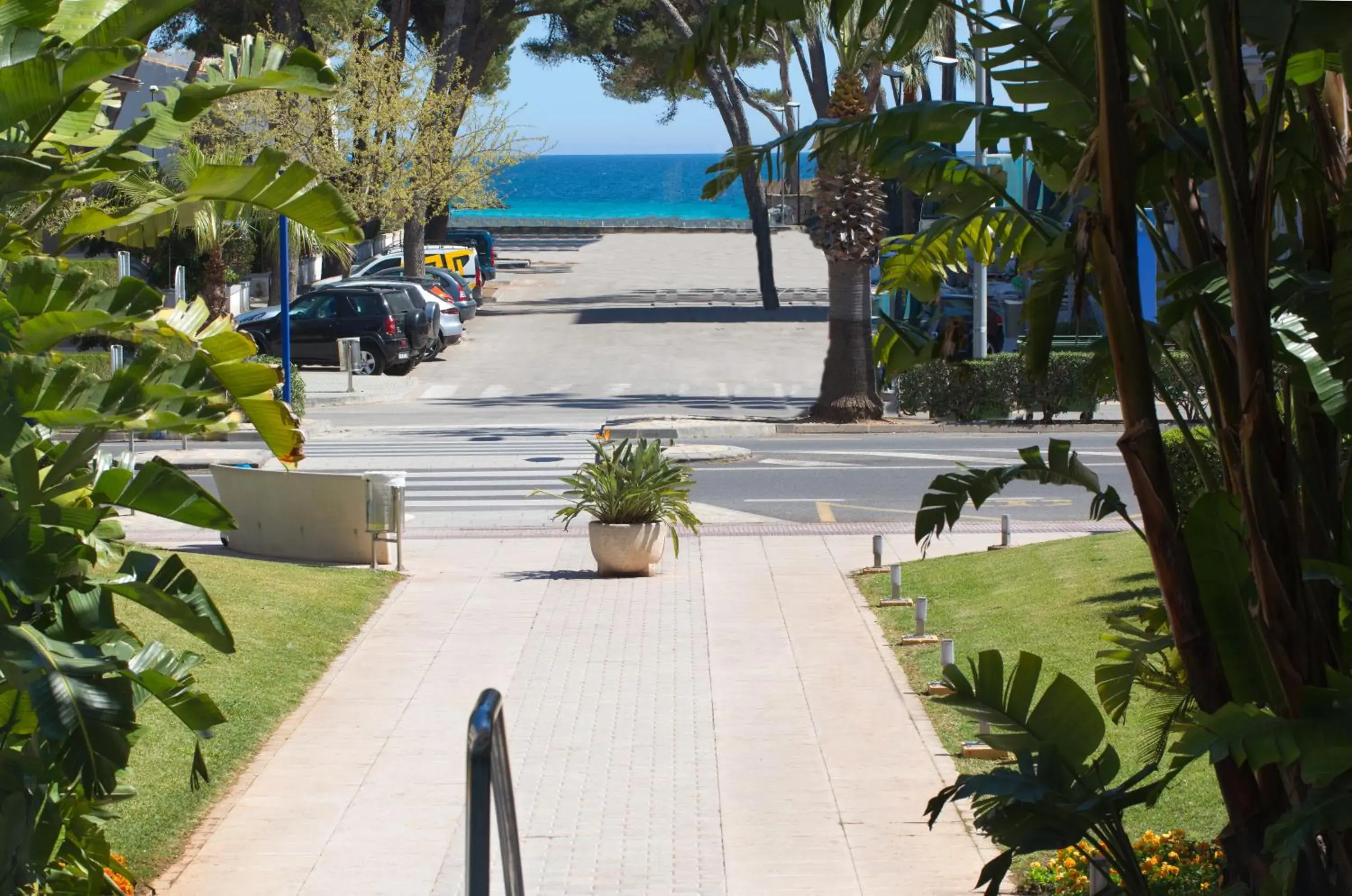 Facade/entrance in JS Alcudi-Mar Facade/entrance in JS Alcudi-Mar