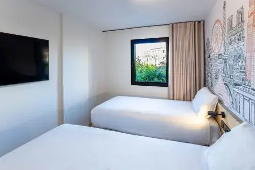 Standard Twin Room in easyHotel Alicante Centro Standard Twin Room in easyHotel Alicante Centro