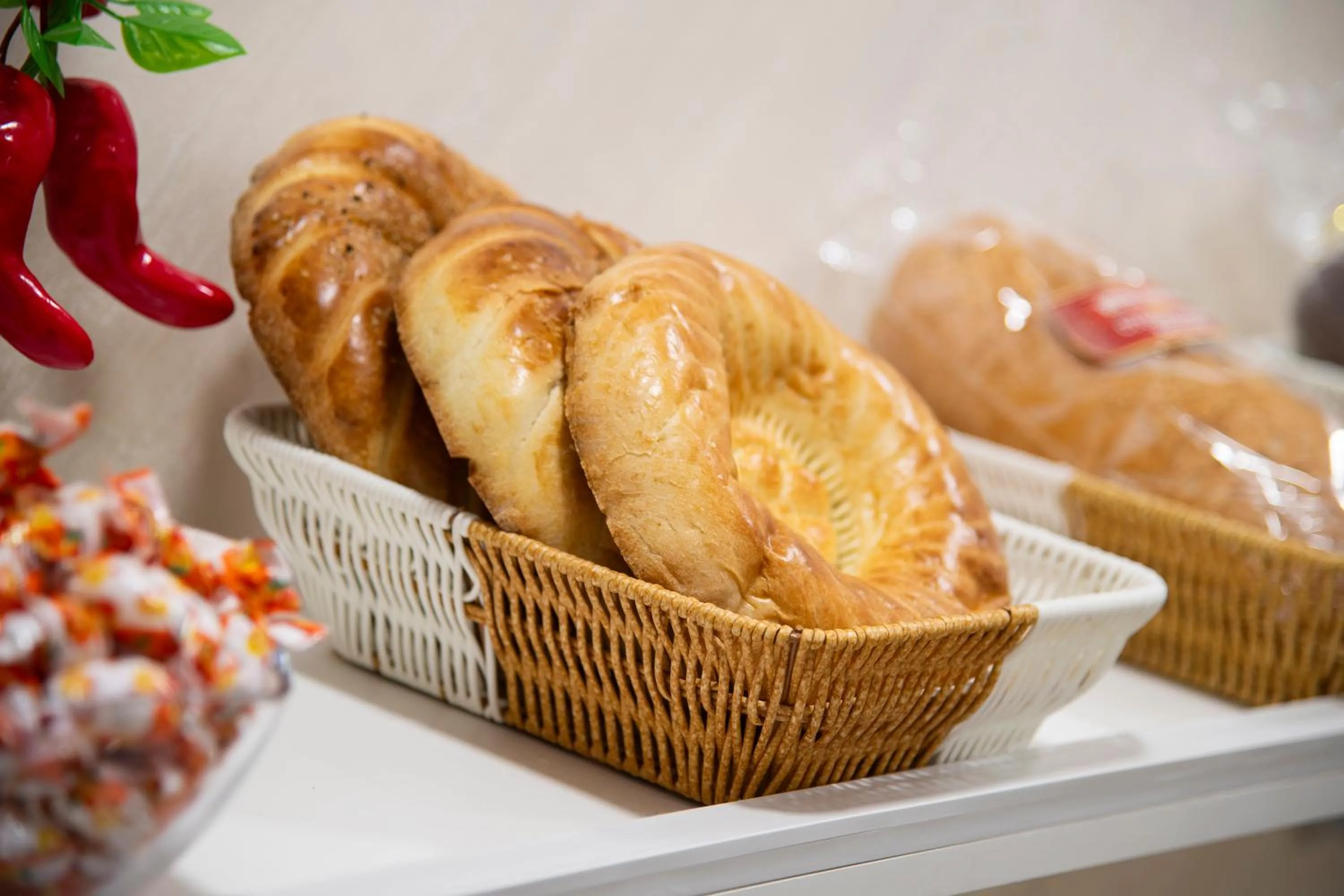 Buffet breakfast in Art Home