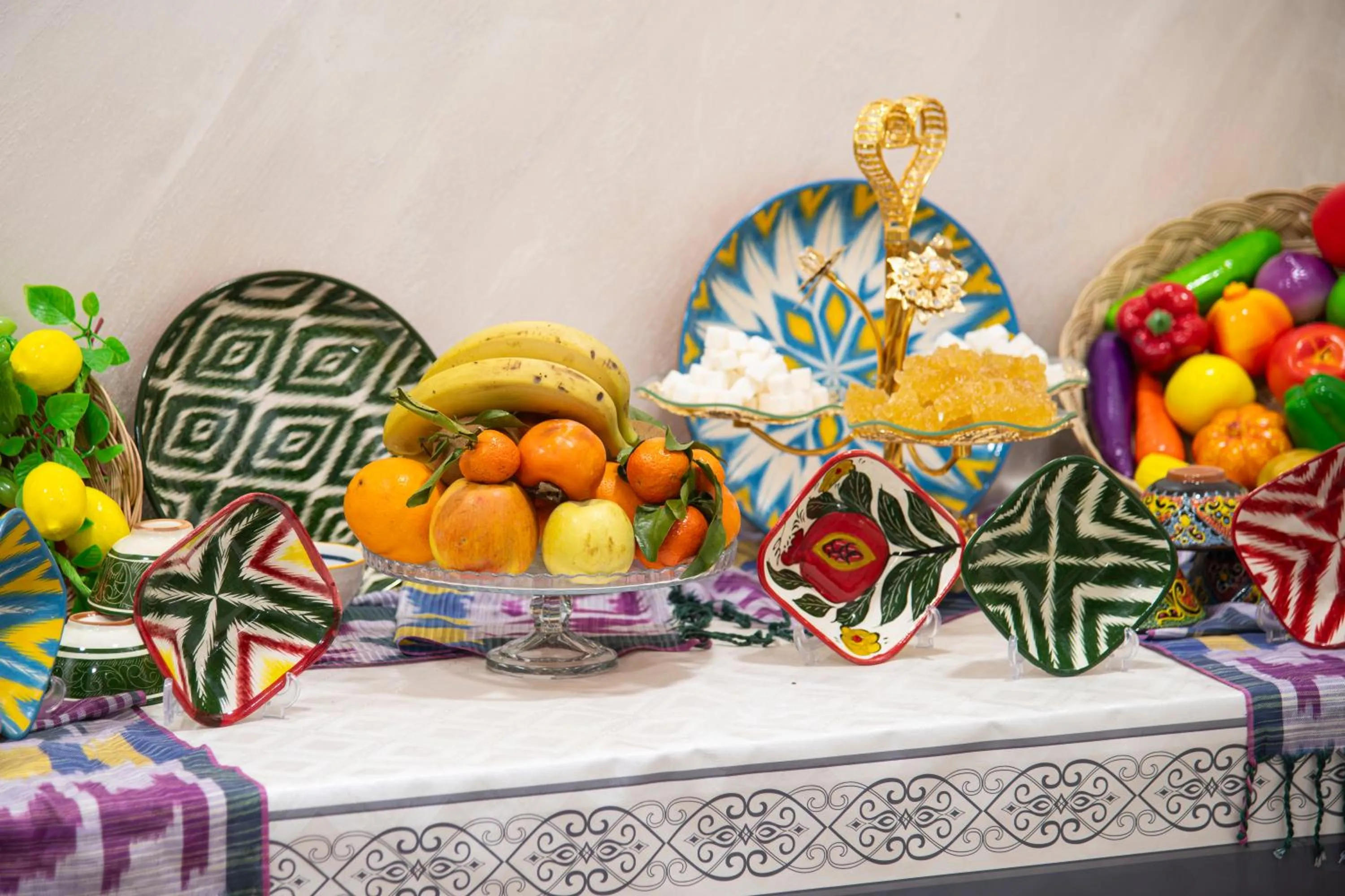 Buffet breakfast in Art Home