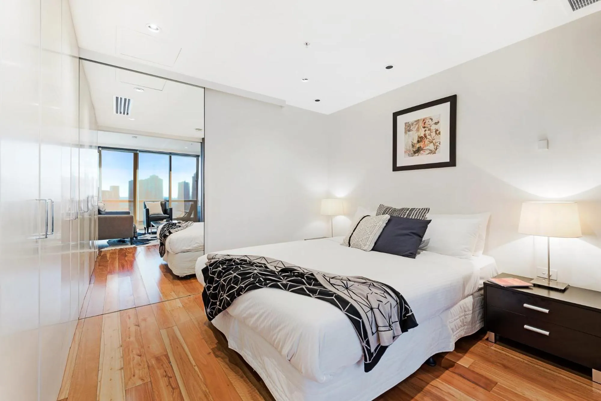 Bedroom, Bed in Corporate Keys - Freshwater Place