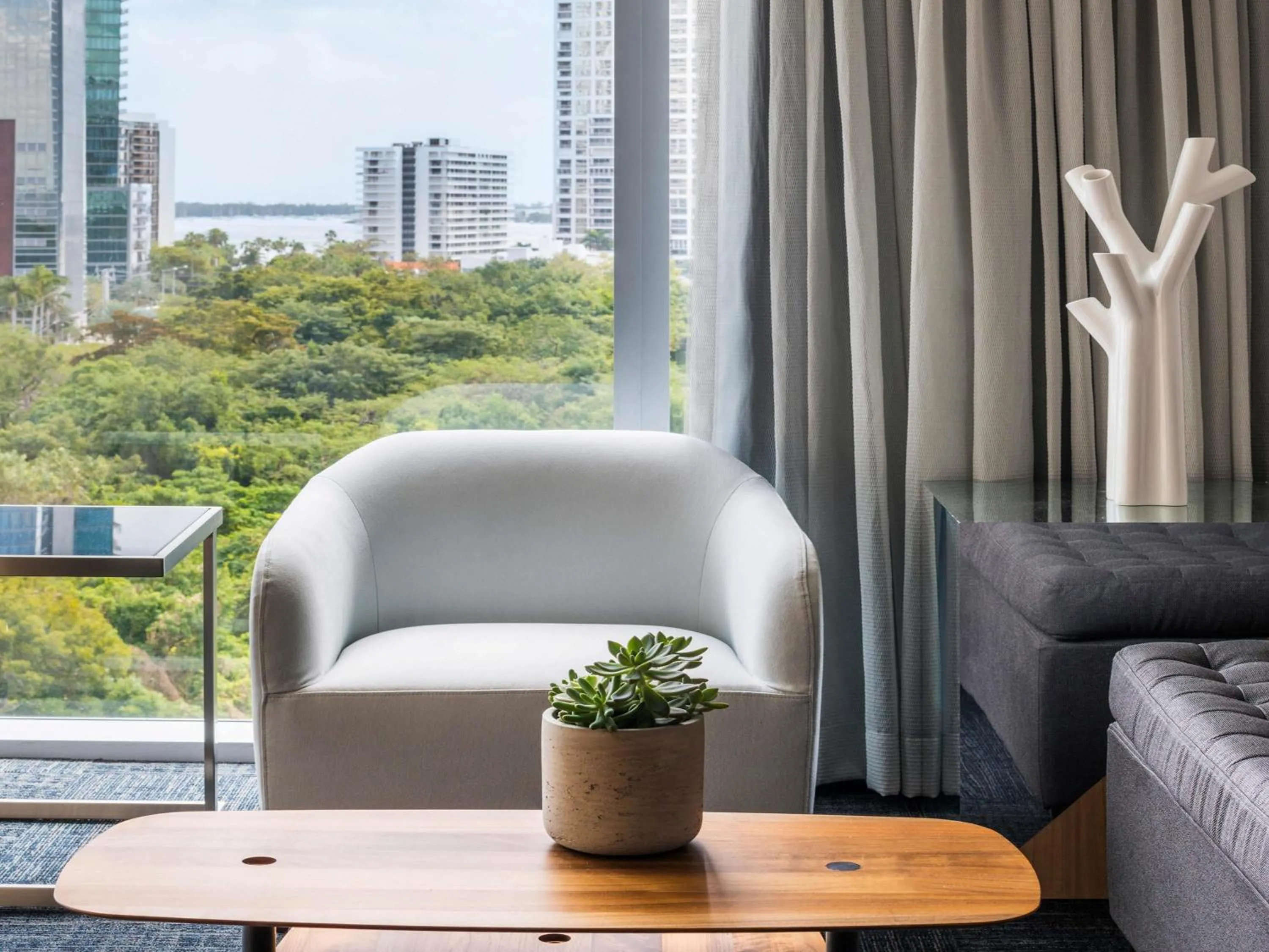 Bedroom in Novotel Miami Brickell