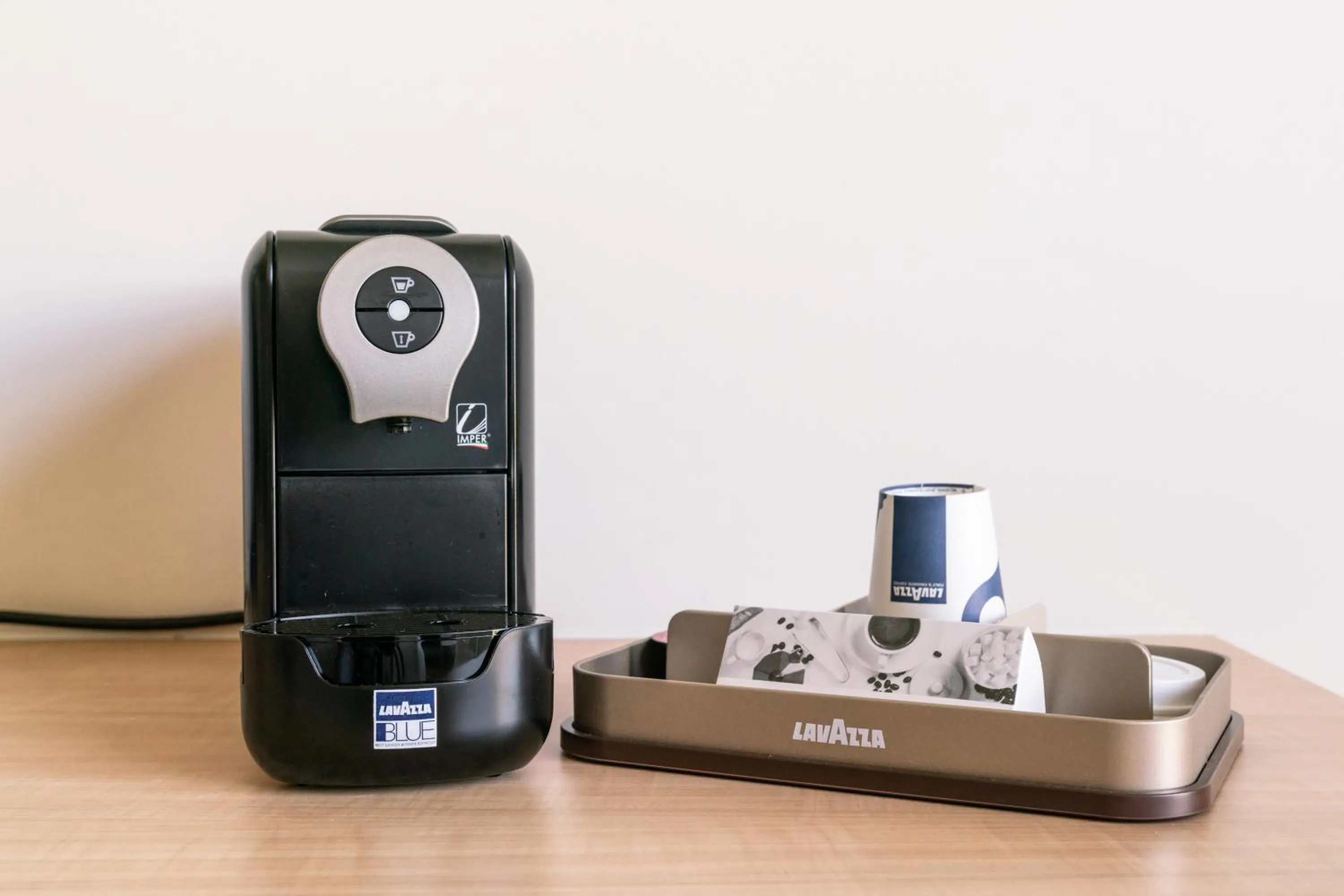 Coffee/tea facilities in Novotel Miami Brickell