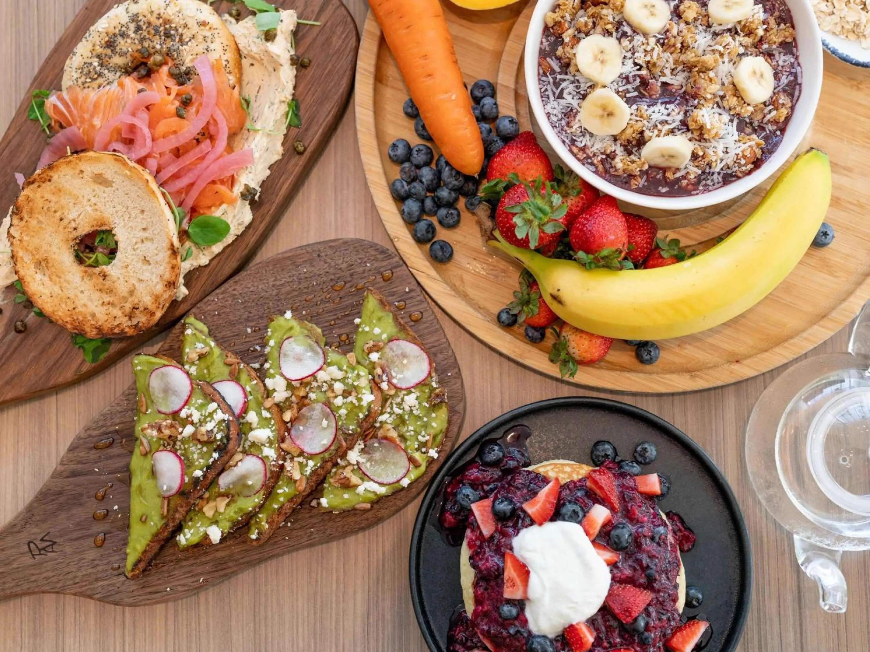 Restaurant/places to eat in Novotel Miami Brickell