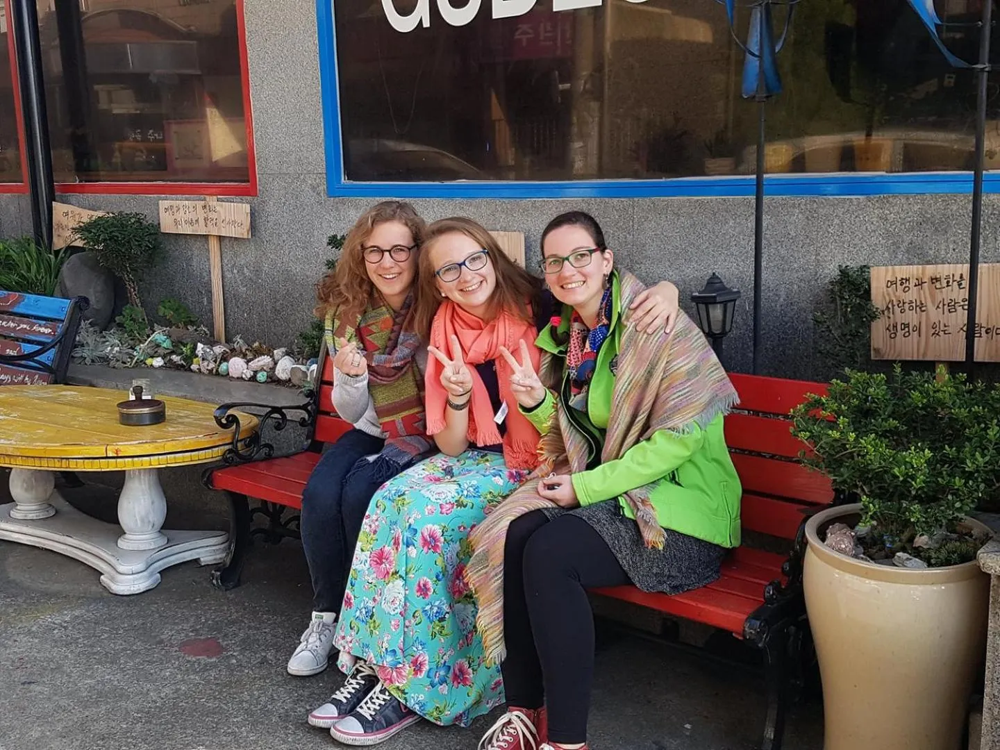 Guests in Gudeok Guesthouse