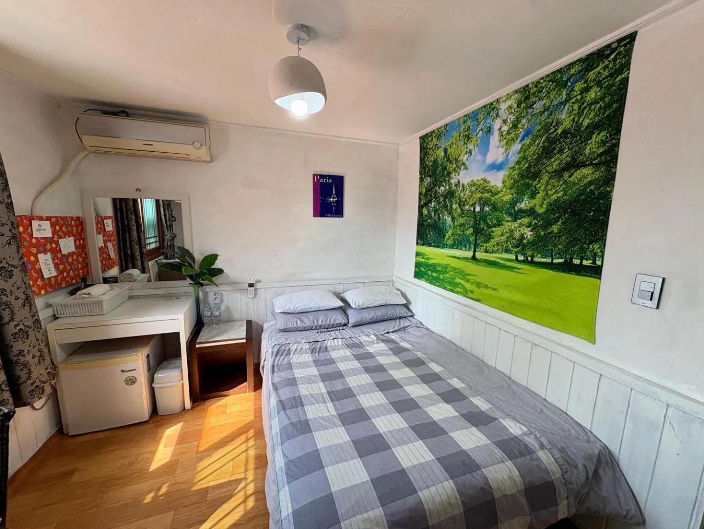 Decorative detail, Bed in Gudeok Guesthouse