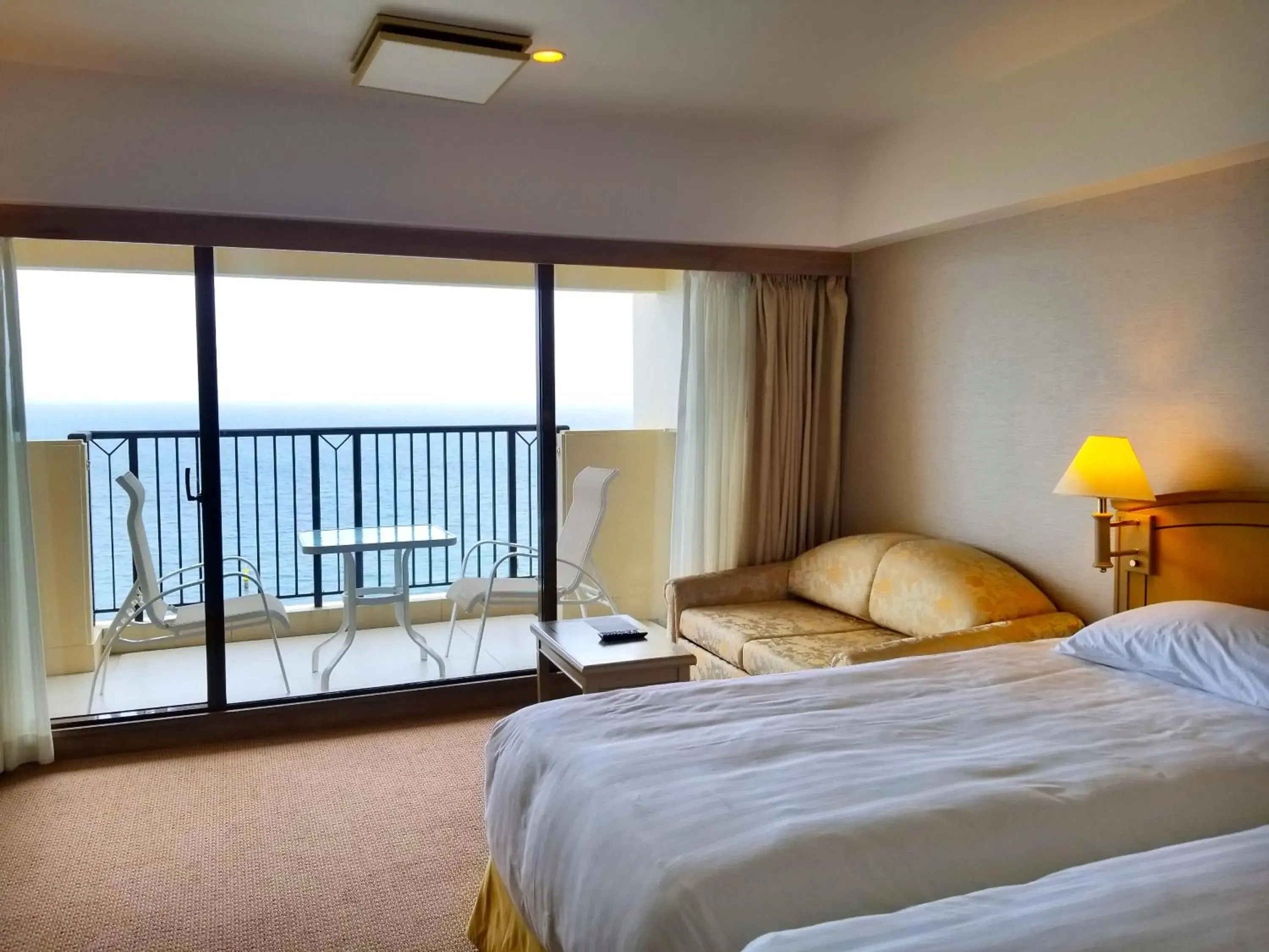 Superior Twin Room with Sea View in AoAwo Naruto Resort Superior Twin Room with Sea View in AoAwo Naruto Resort