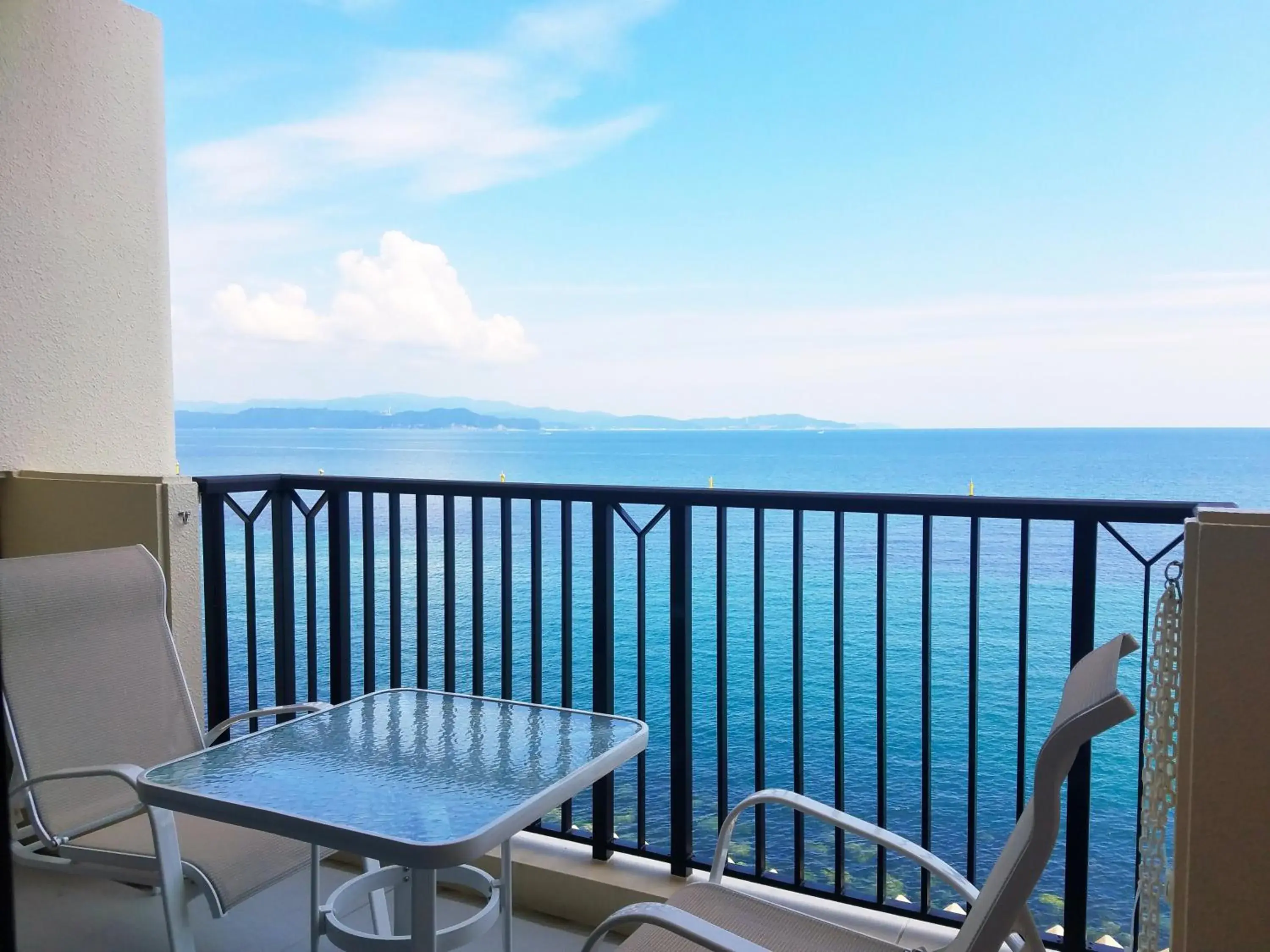 Superior Twin Room with Sea View in AoAwo Naruto Resort Superior Twin Room with Sea View in AoAwo Naruto Resort