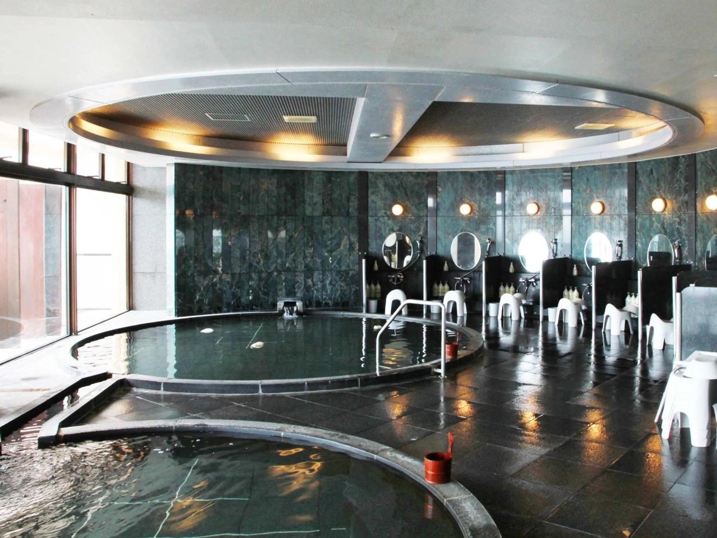 Hot Spring Bath in AoAwo Naruto Resort