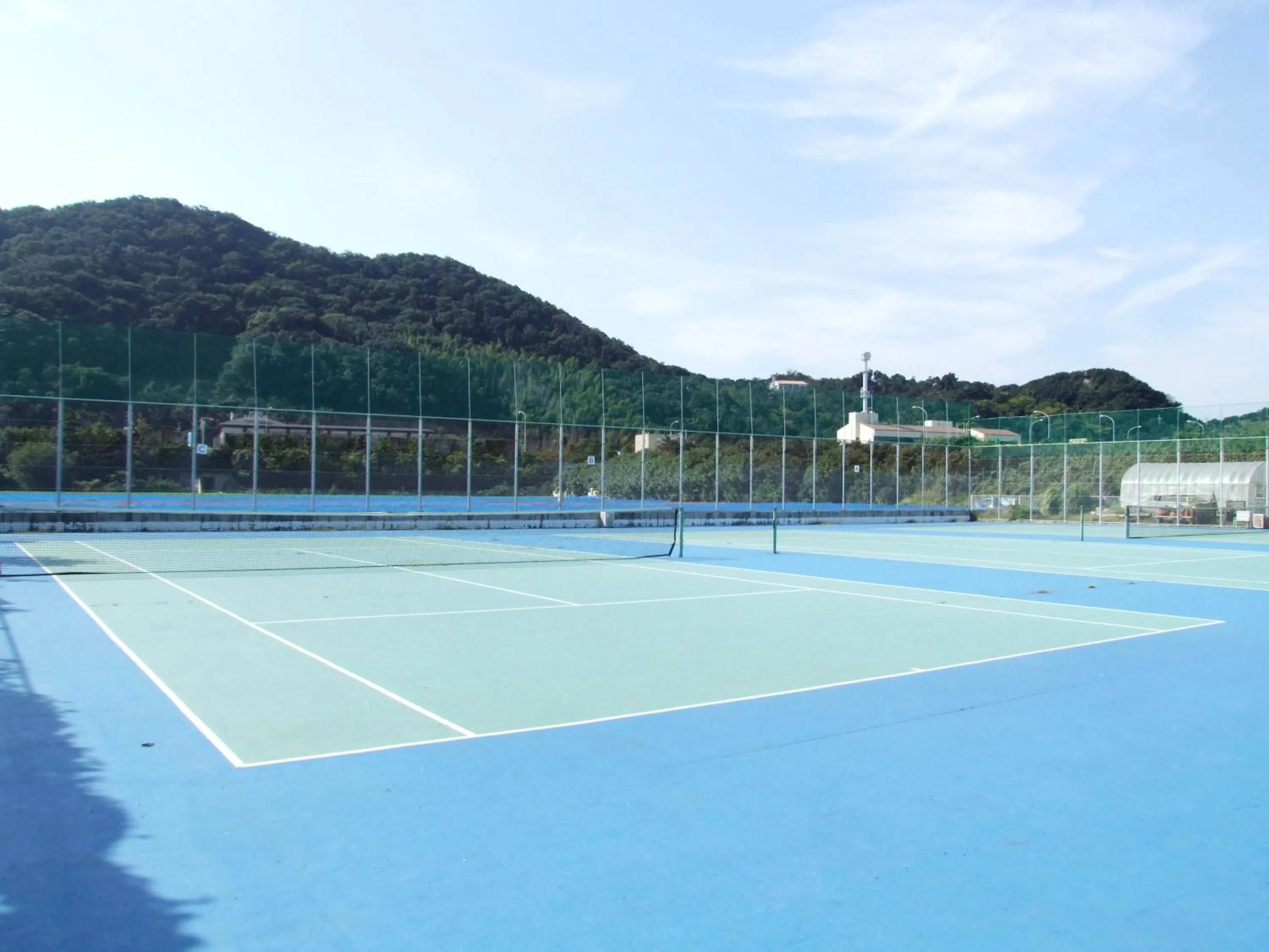 Tennis court in AoAwo Naruto Resort