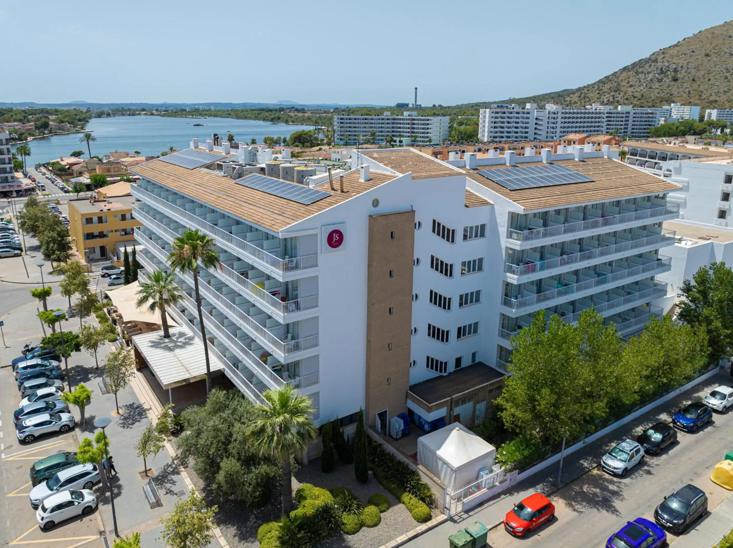 Property building in JS Sol de Alcudia Property building in JS Sol de Alcudia