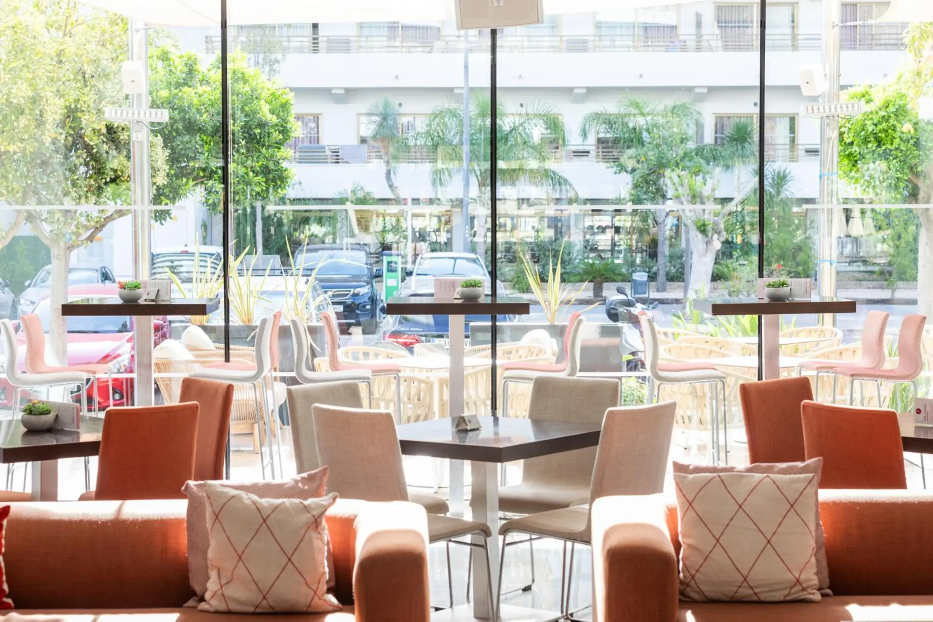 Lounge or bar in JS Sol de Alcudia Lounge or bar in JS Sol de Alcudia