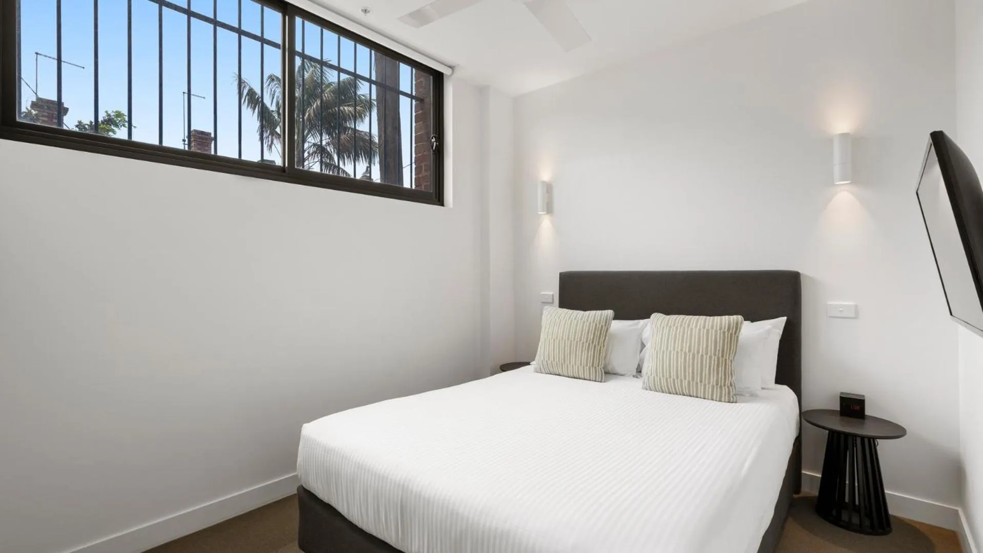 Bedroom, Bed in District Apartments Fitzroy