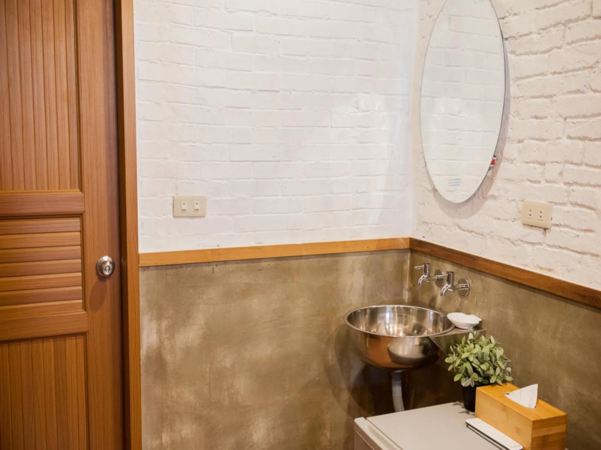 Decorative detail in Jian Shan Hotel