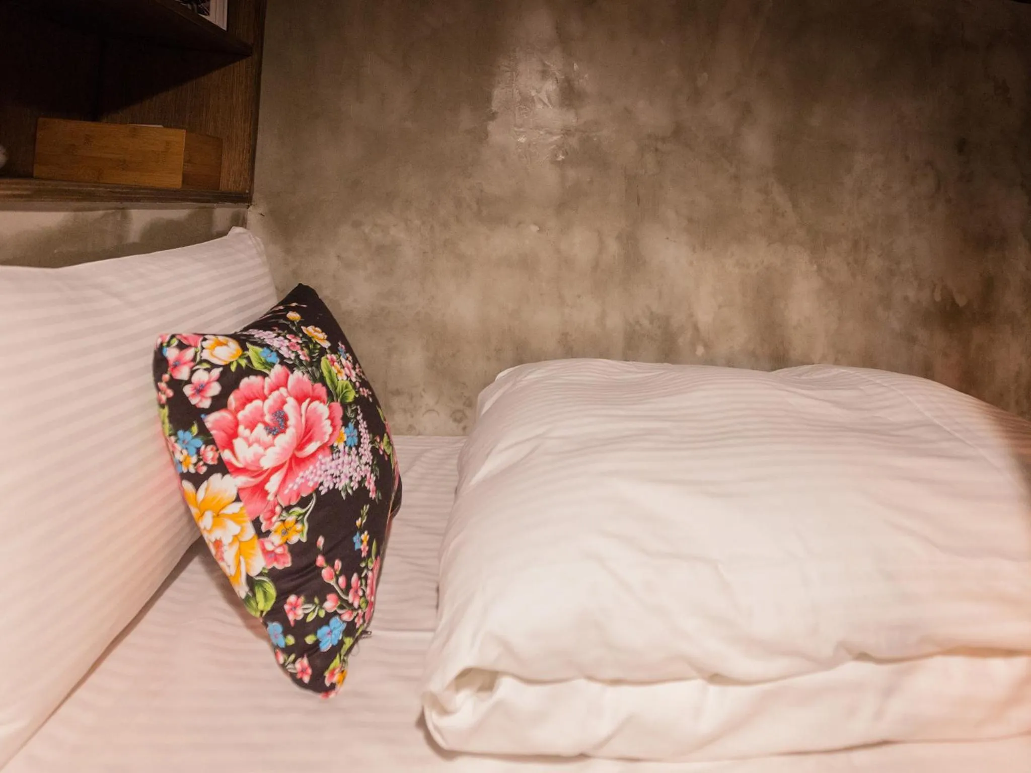 bunk bed, Bed in Jian Shan Hotel