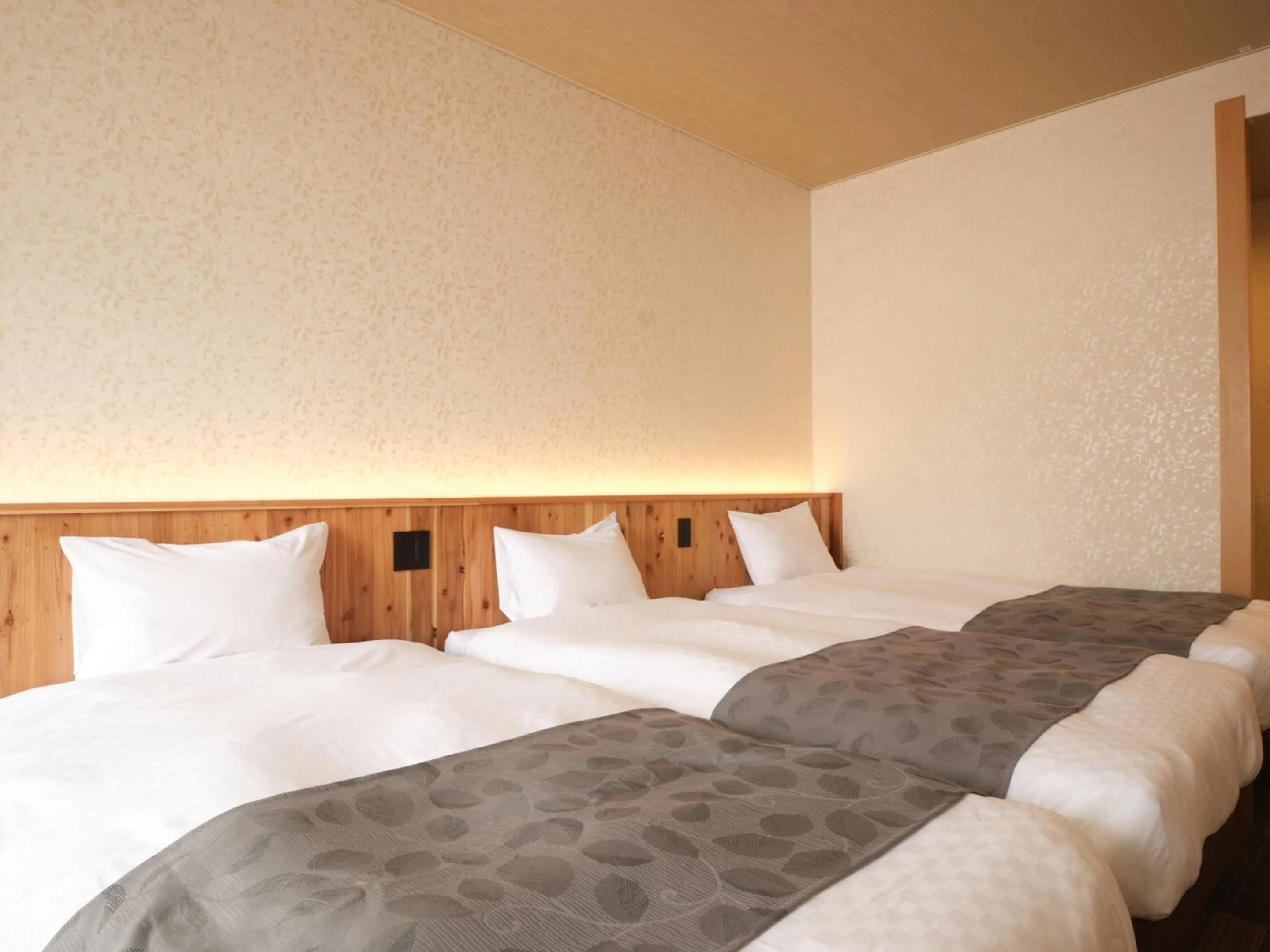 Bed in Hotel Abest Hakuba Resort