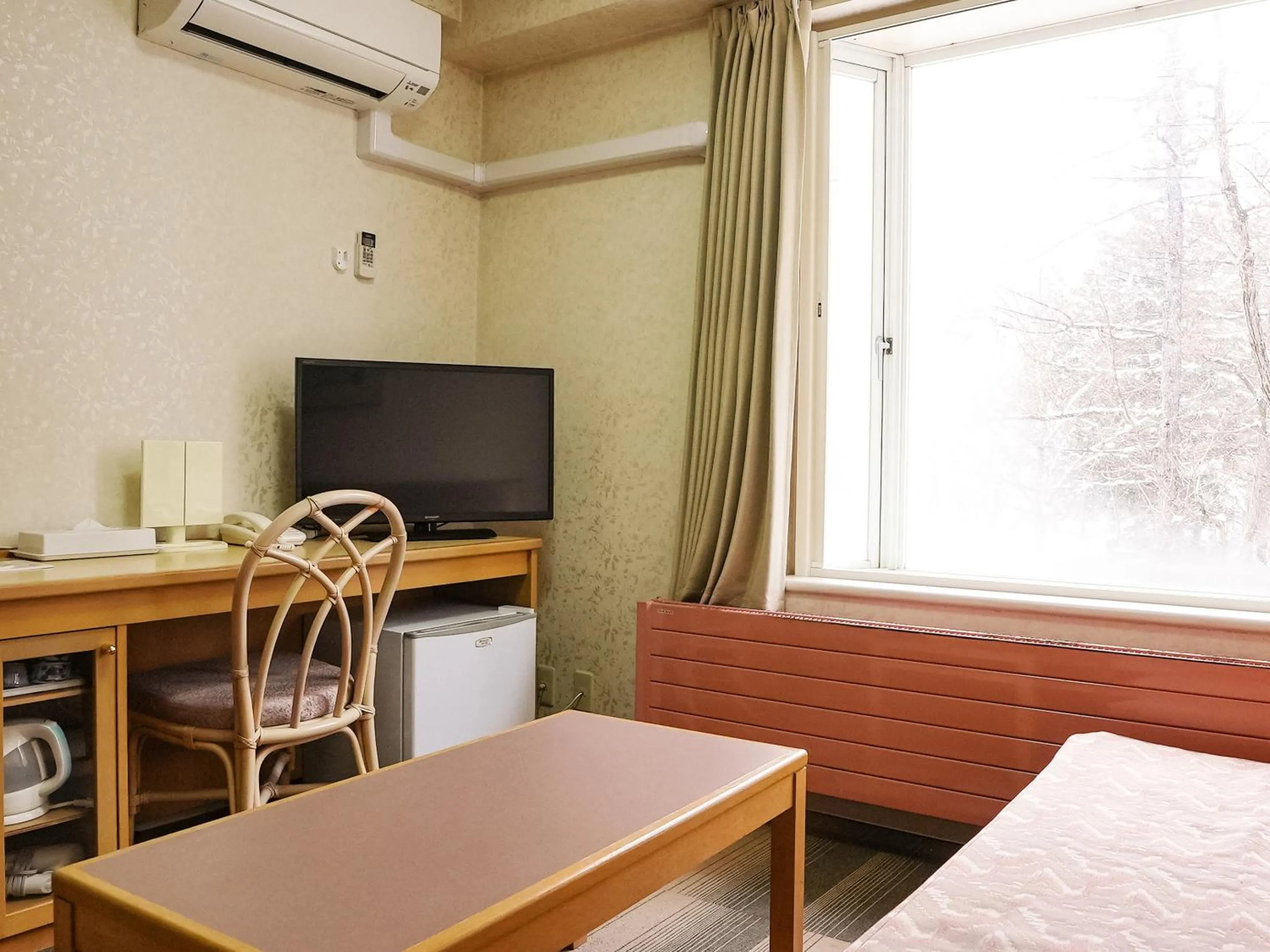 Photo of the whole room, Bed in Hotel Abest Hakuba Resort