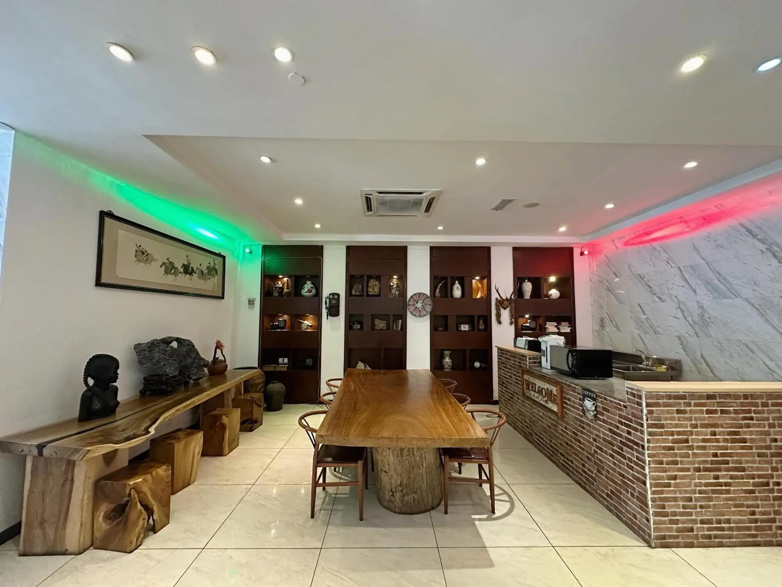 Lobby or reception in City Comfort Hotel Kuala Lumpur City Center (Bukit Bintang) Lobby or reception in City Comfort Hotel Kuala Lumpur City Center (Bukit Bintang)