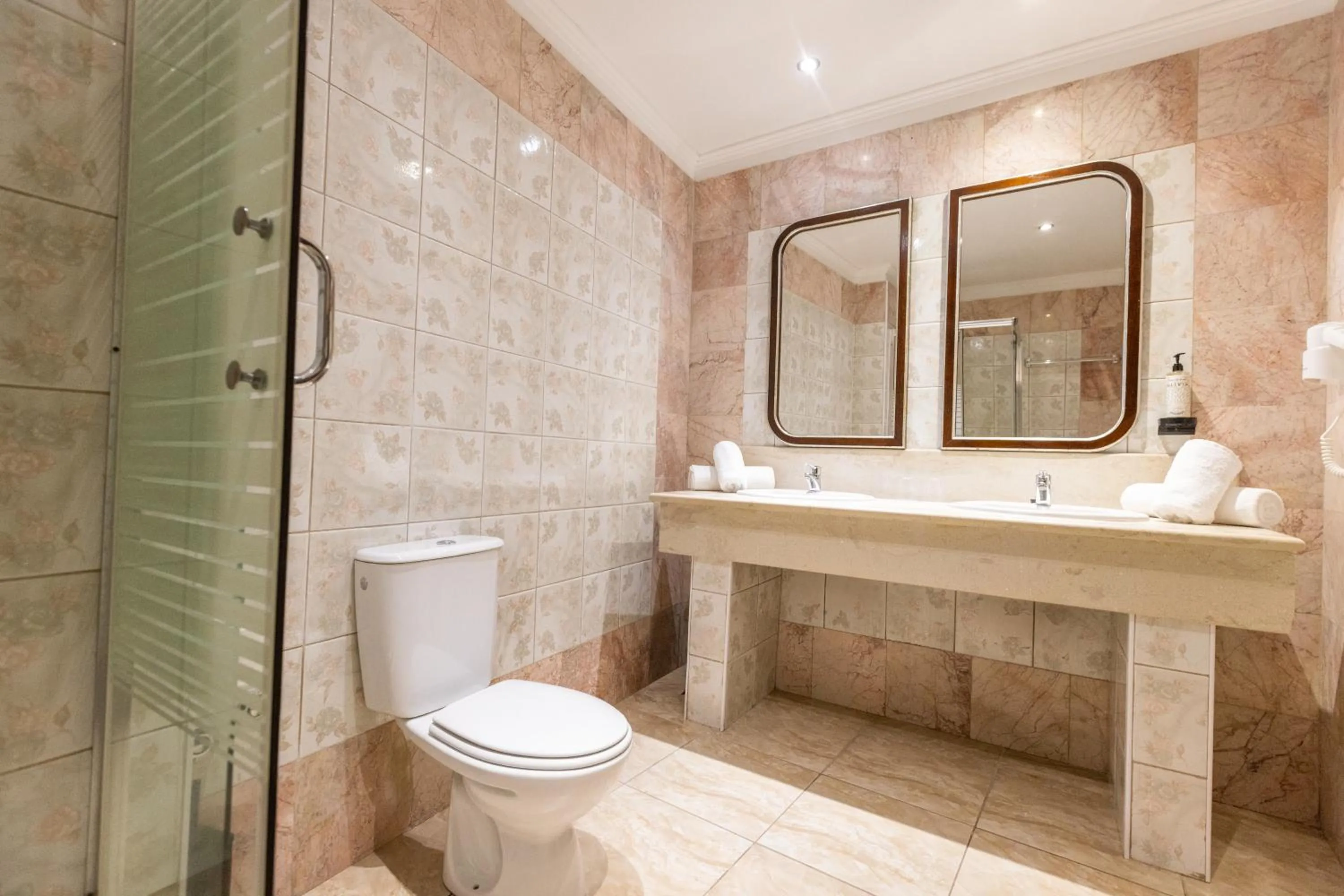 Sandy Beach Resort - Rizos Resort