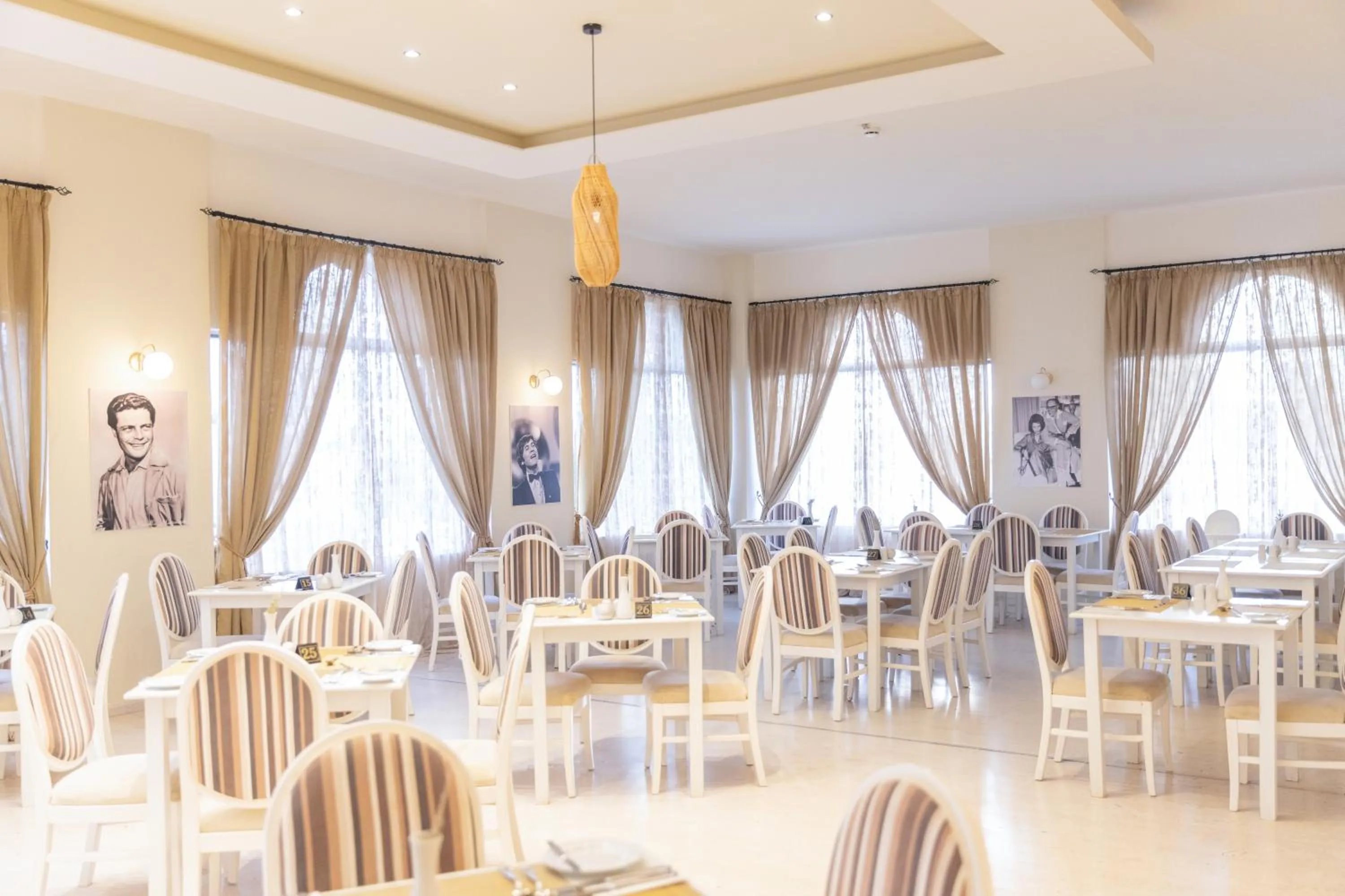 Restaurant/places to eat in Sandy Beach Resort - Rizos Resort