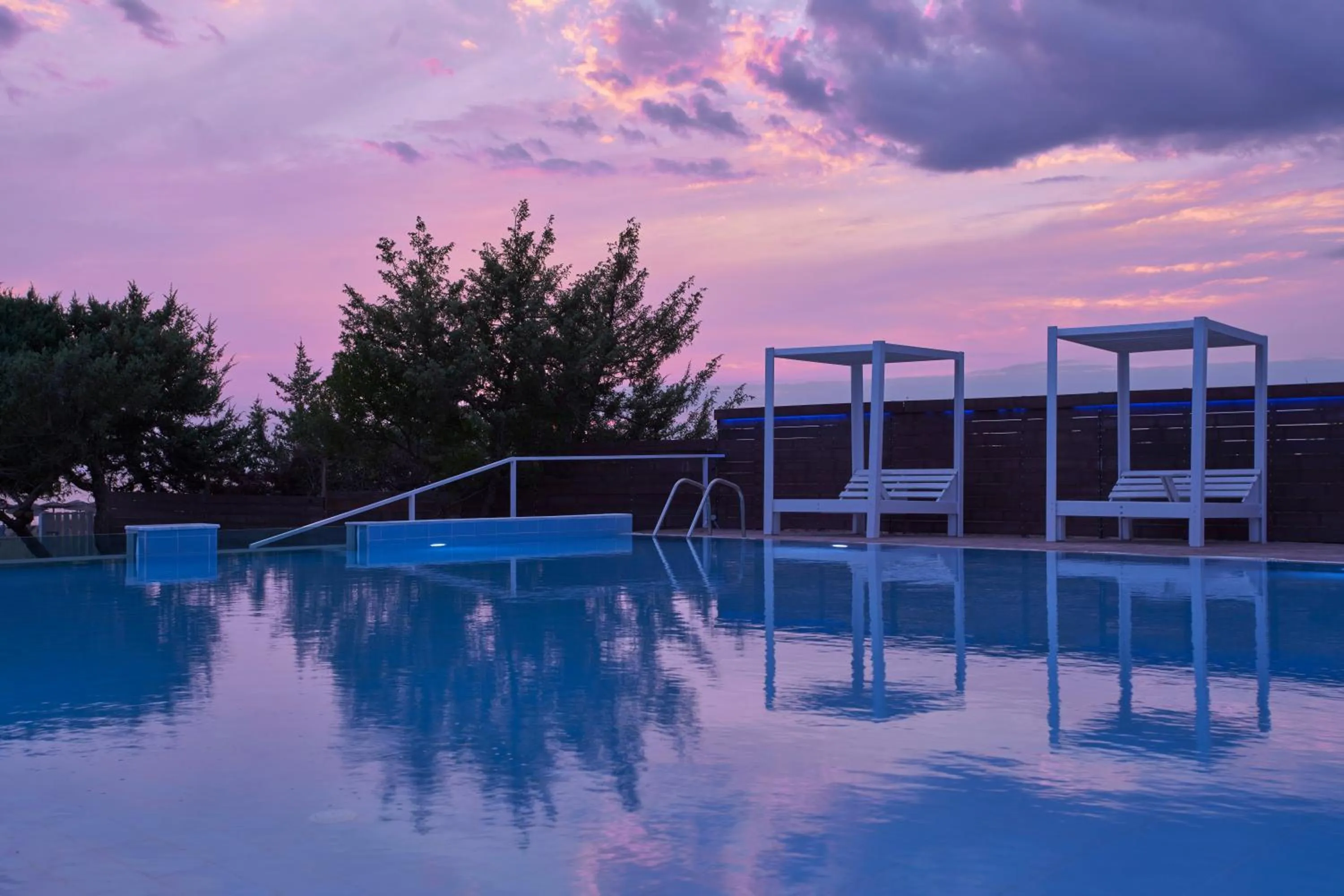 Sandy Beach Resort - Rizos Resort