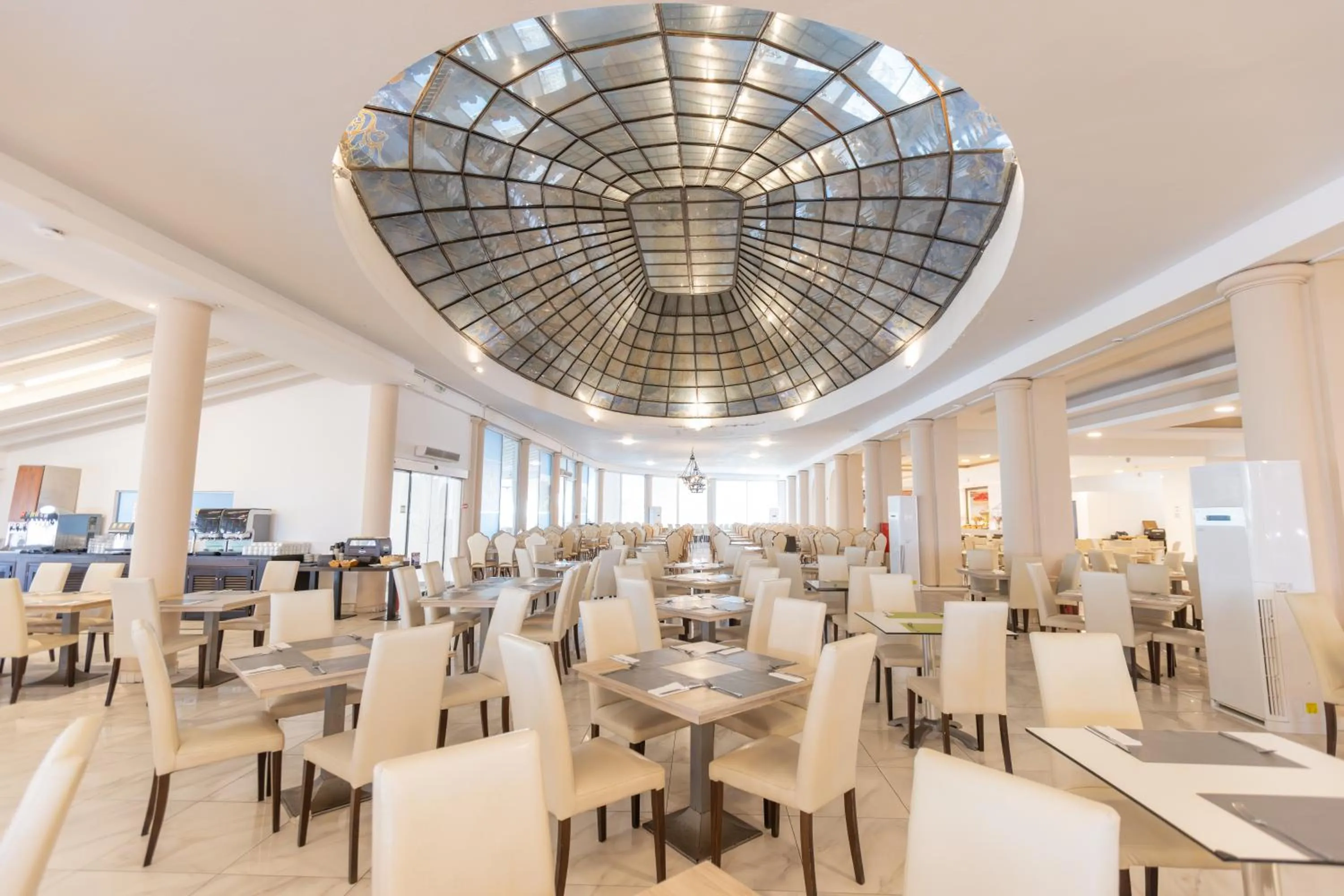 Sandy Beach Resort - Rizos Resort