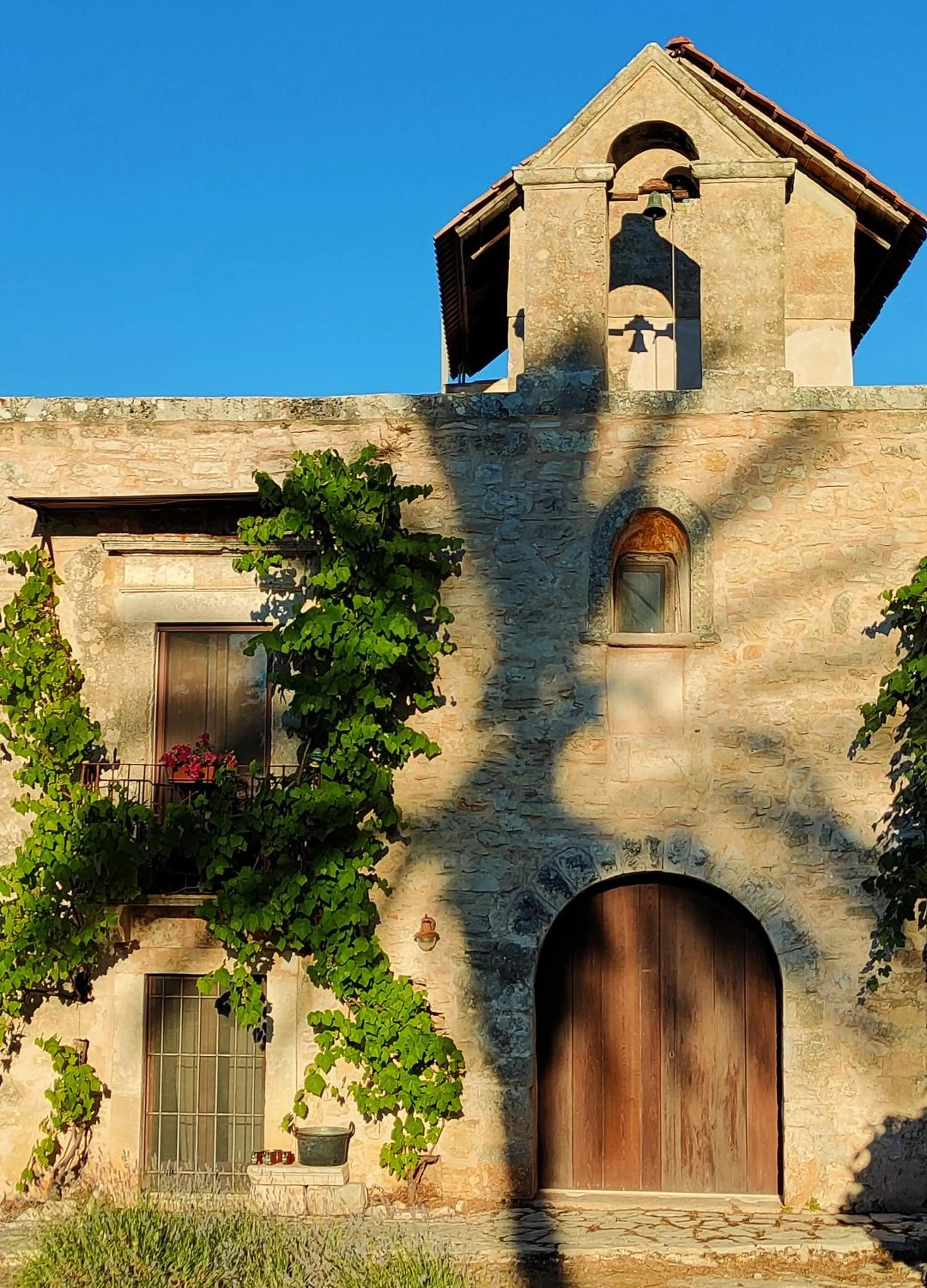 Property building in Posta Santa Croce
