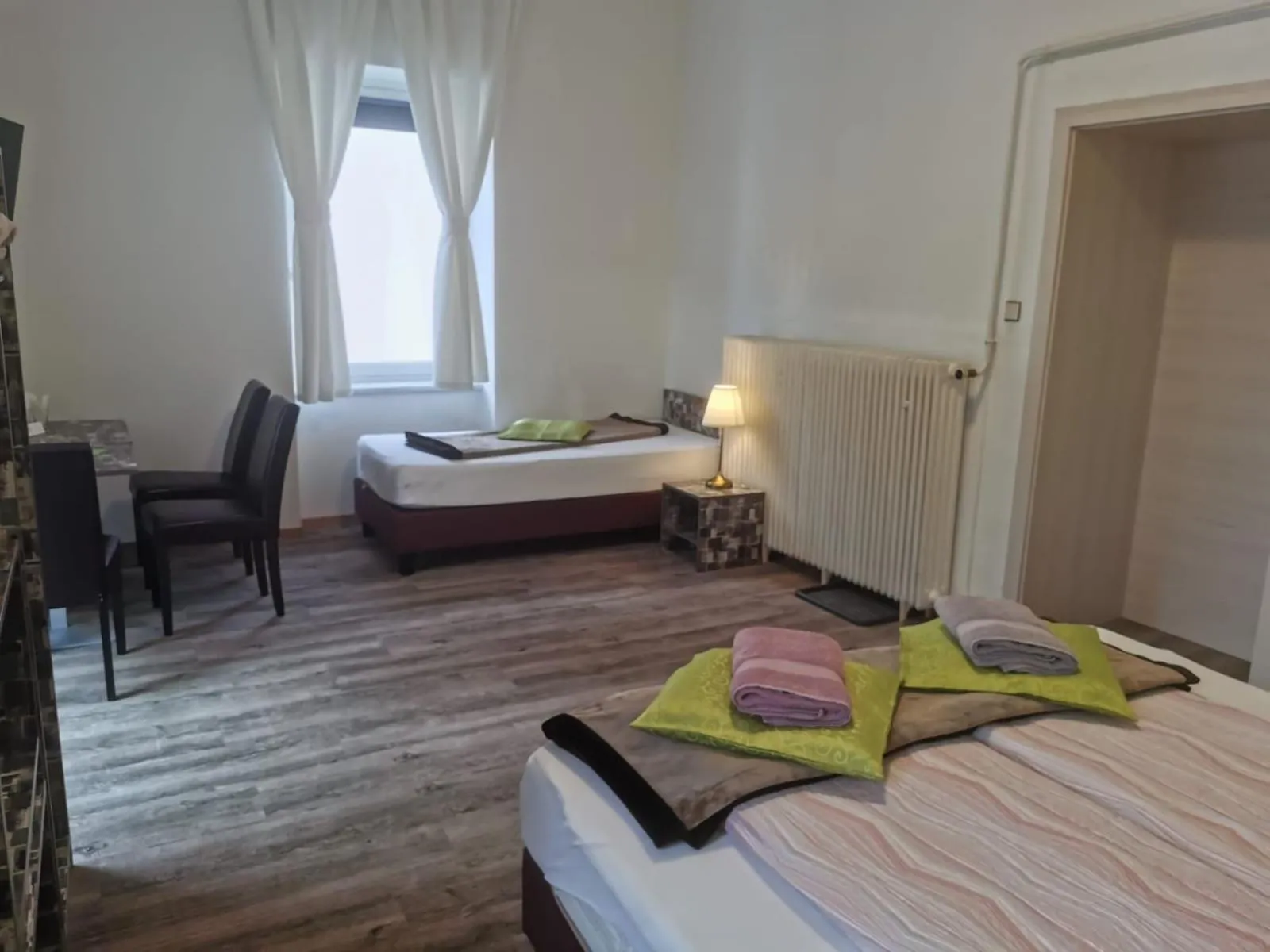 Photo of the whole room, Bed in Frühstückspension Gasthof Gesslbauer