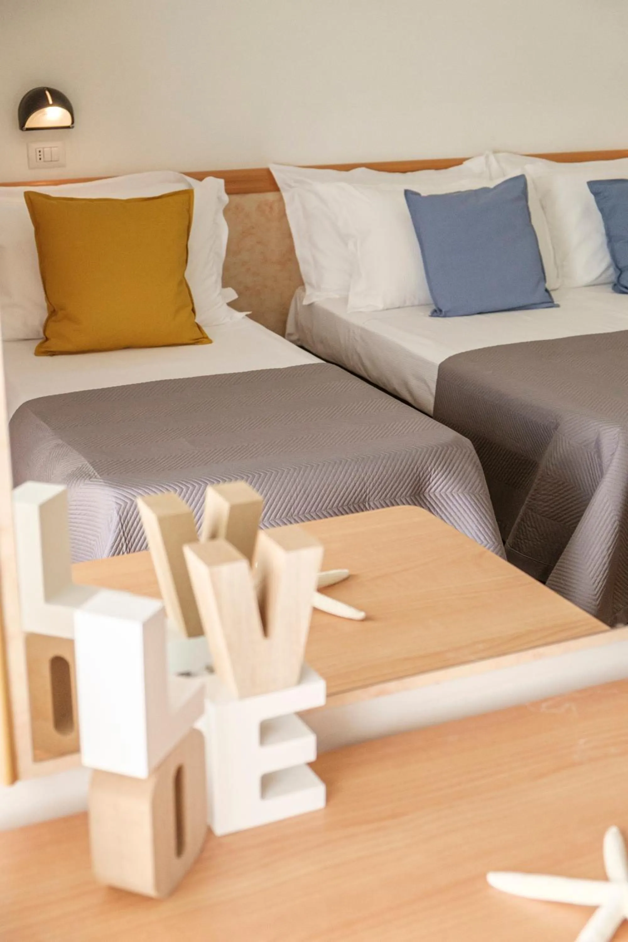 Family, Bed in Hotel Oceanic