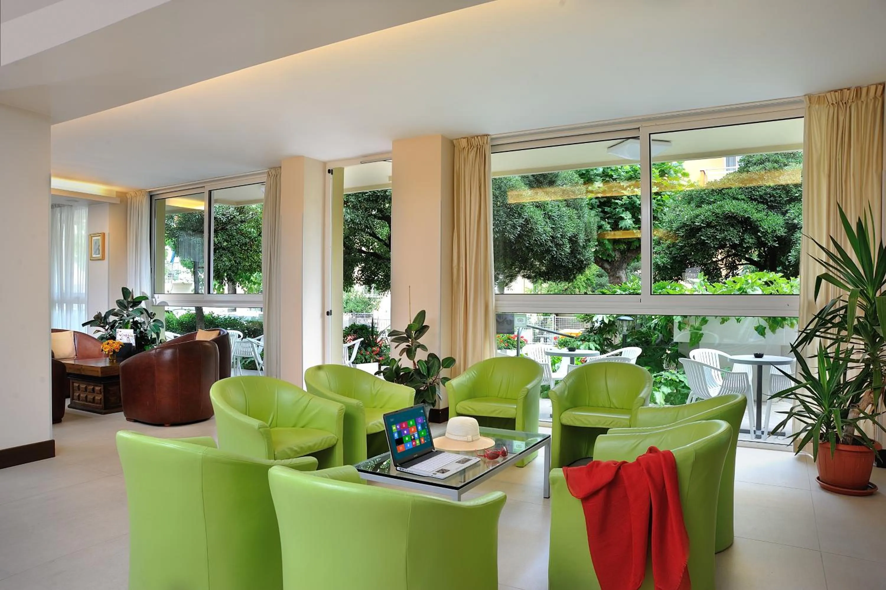 Lobby or reception in Hotel Oceanic