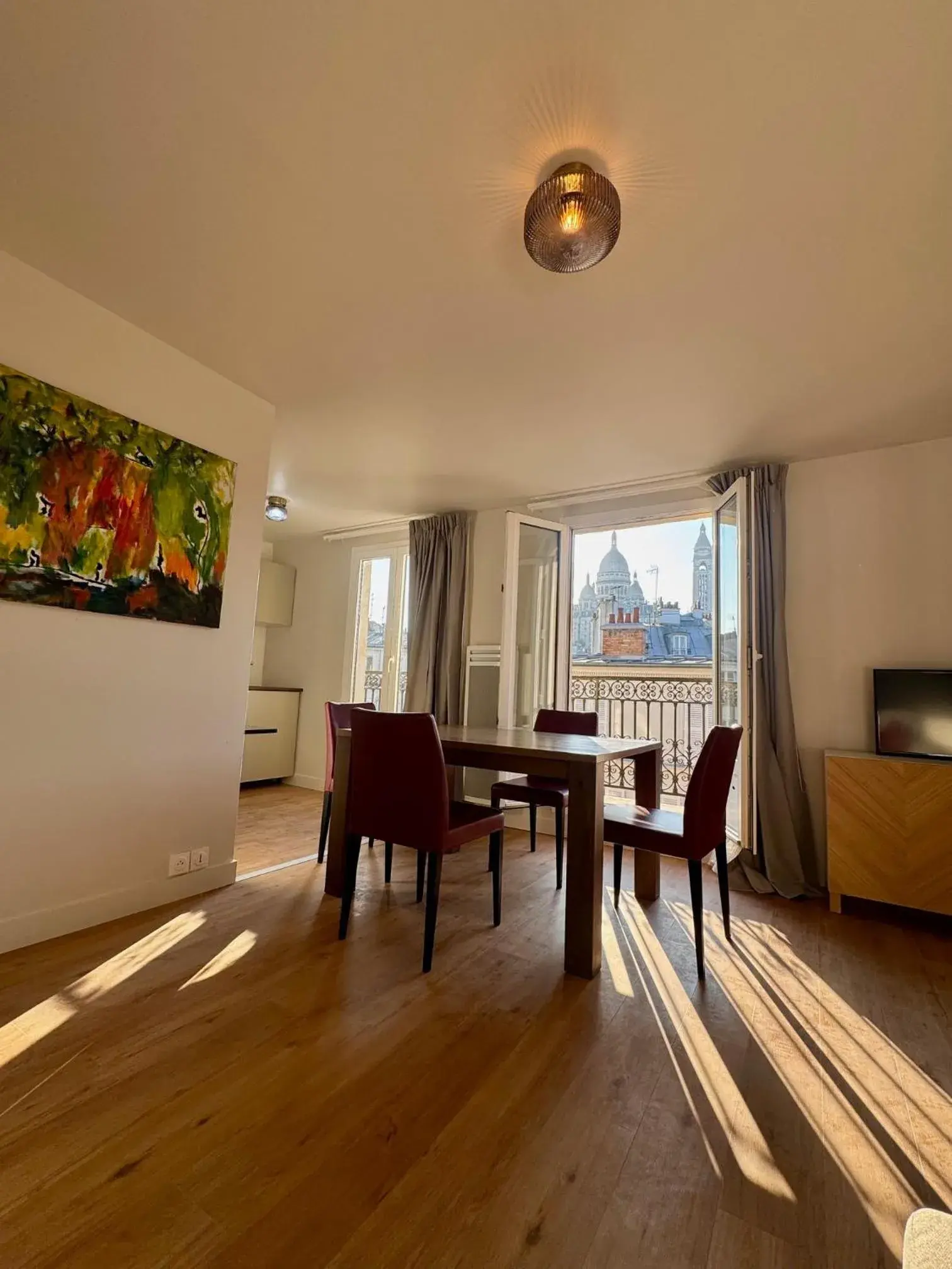 Villa Montmartre - Nouvellement Rénové Villa Montmartre - Nouvellement Rénové