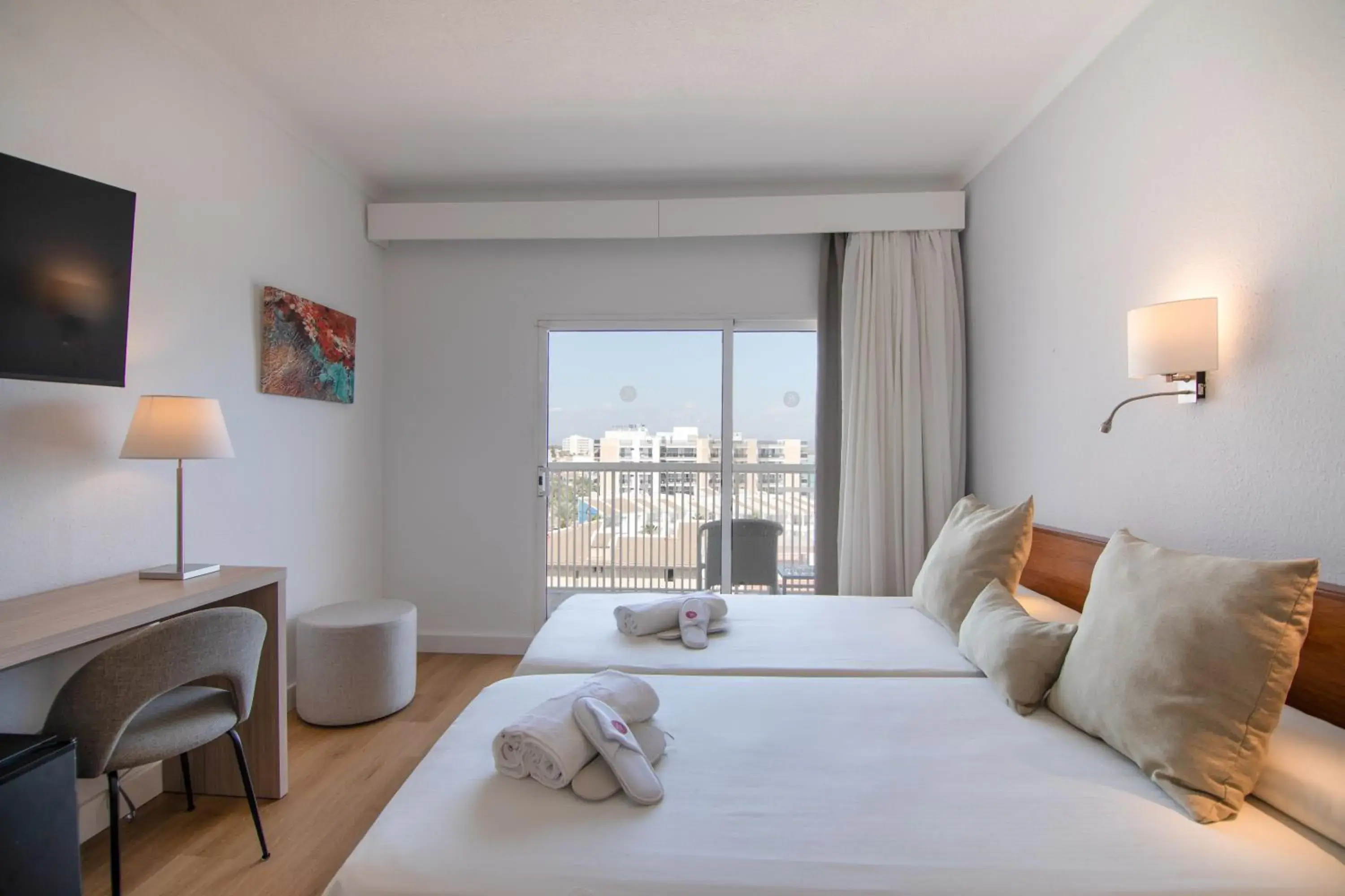 Bedroom, Bed in JS Miramar Bedroom, Bed in JS Miramar