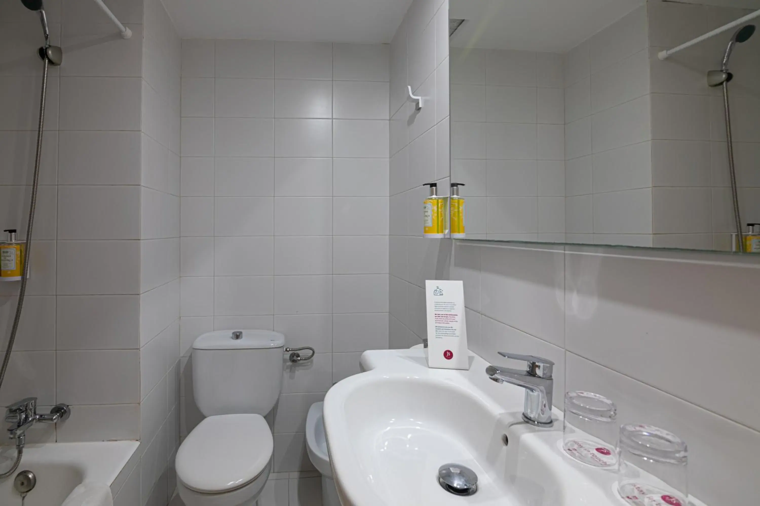 Bathroom in JS Miramar Bathroom in JS Miramar