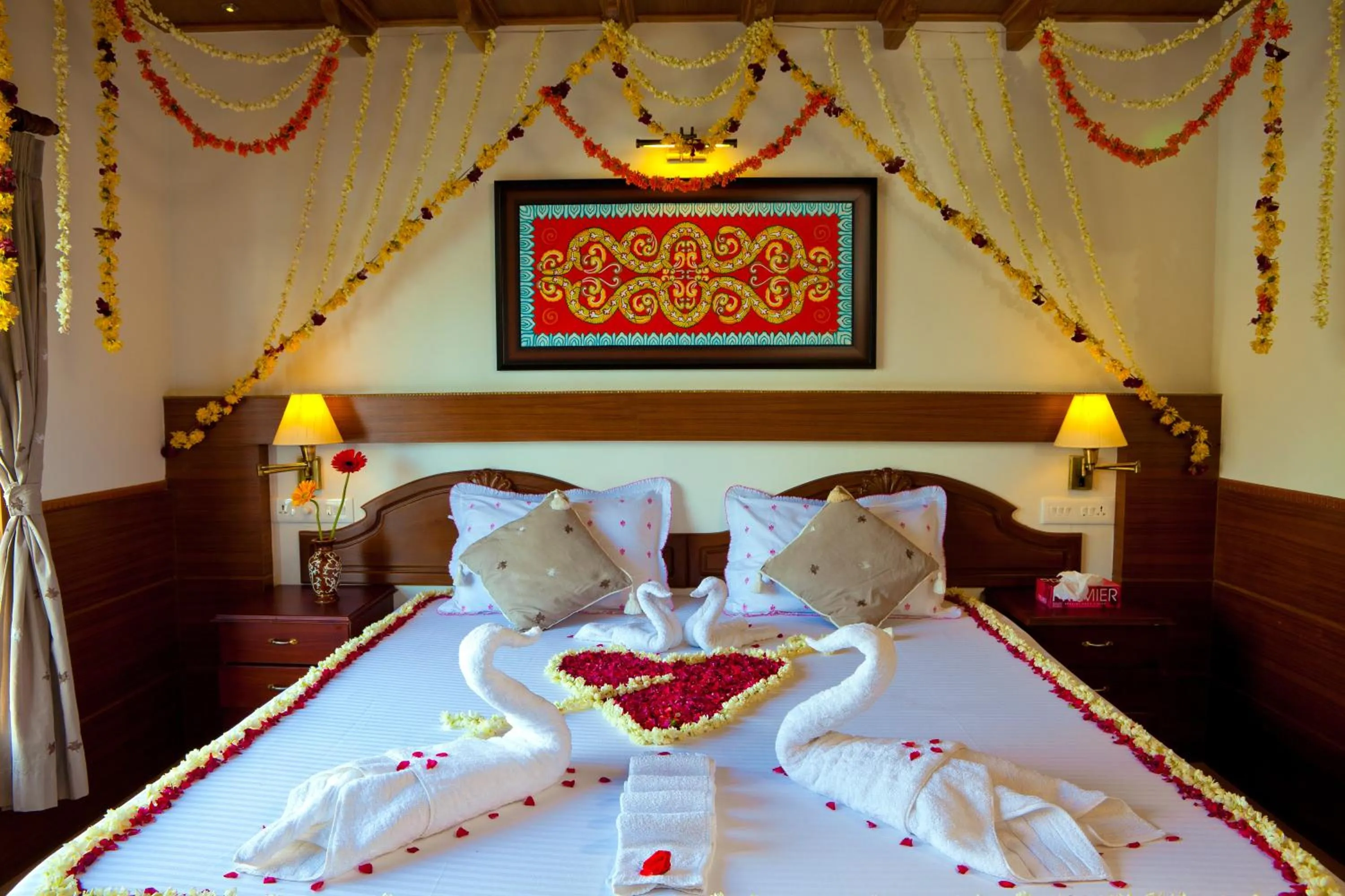 Bed in Abad Premium House Boat