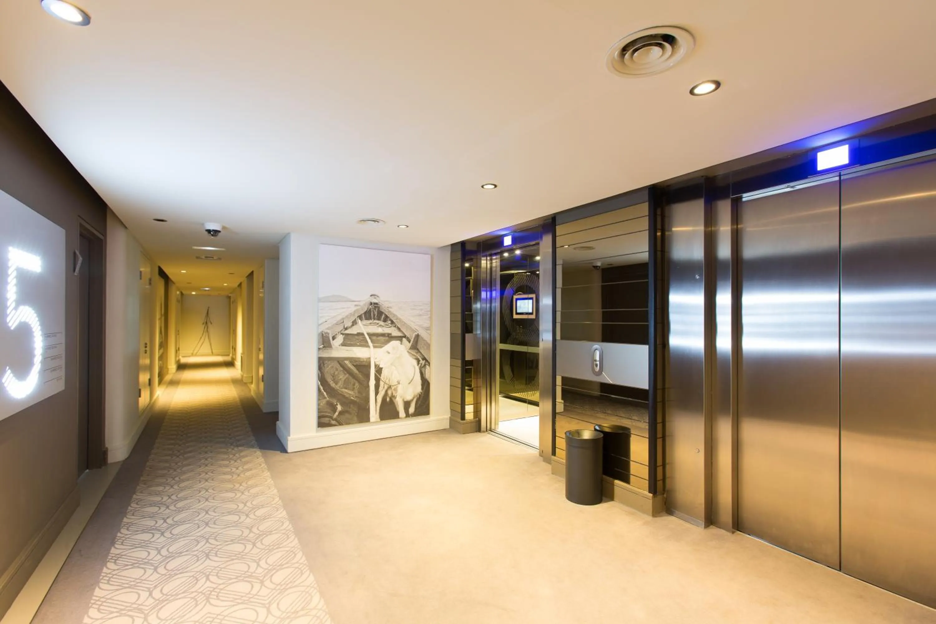 Other in Noom Hotel Conakry